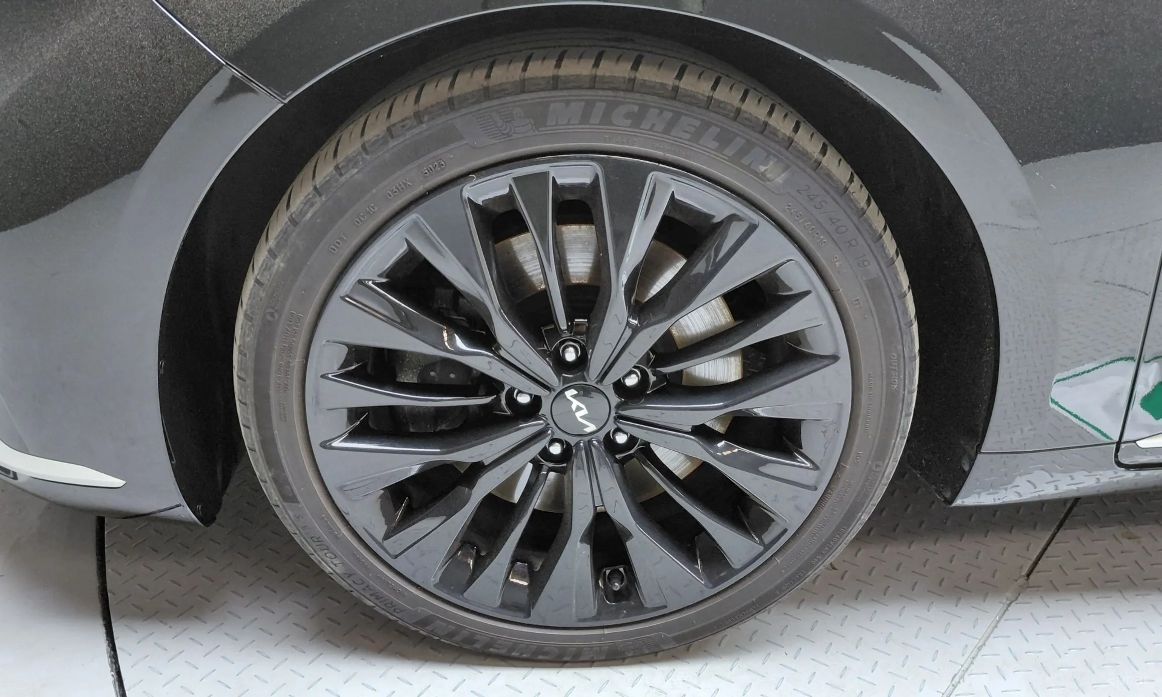 Kia K8 превью 5