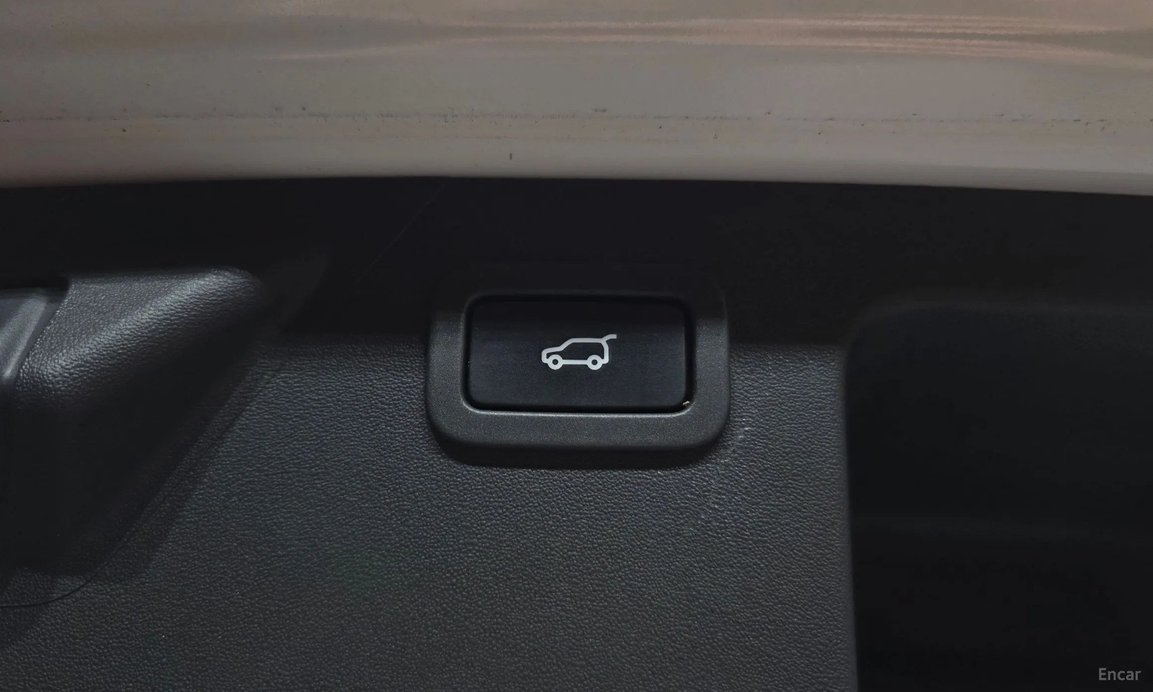 Land Rover Discovery Sports превью 19