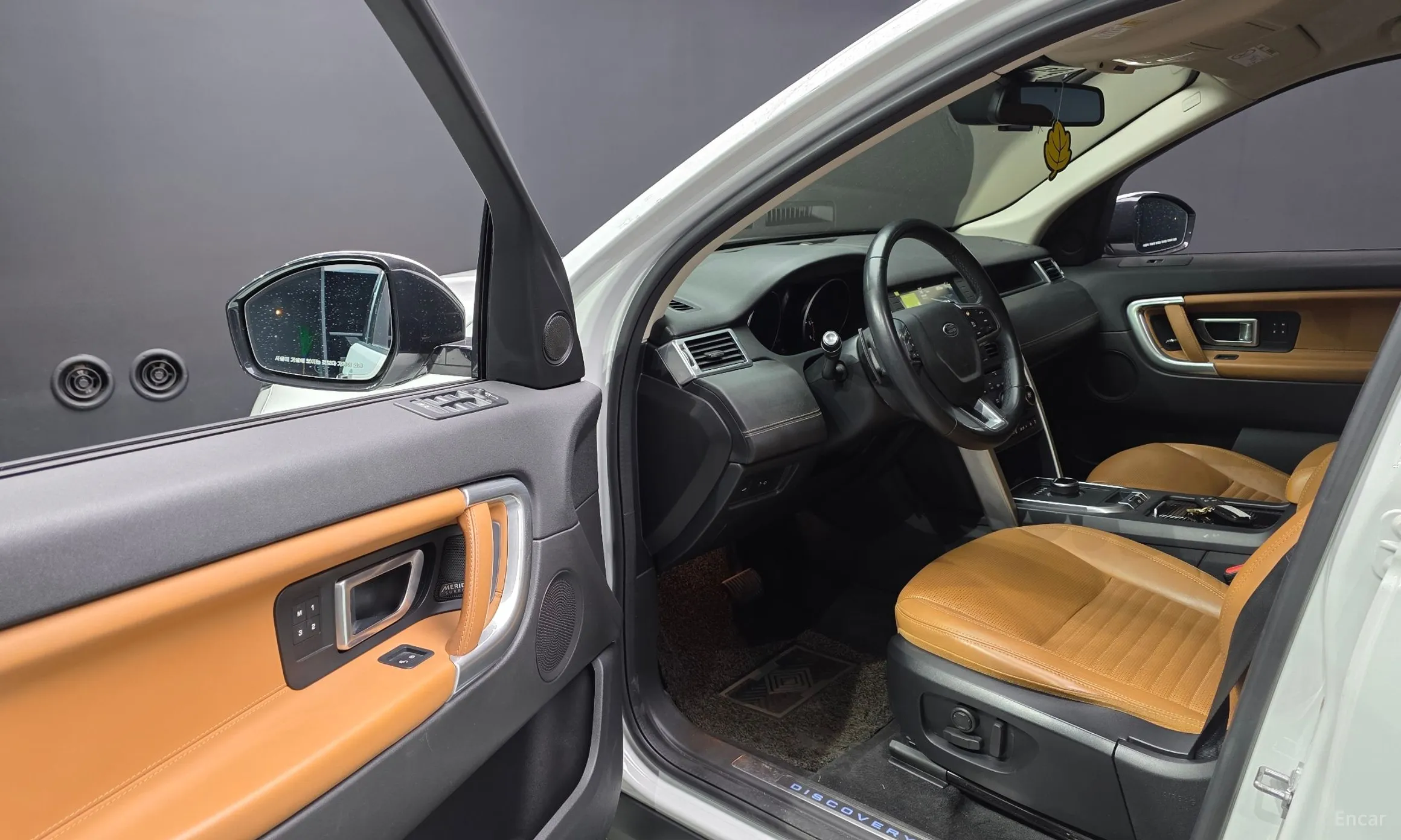 Land Rover Discovery Sports превью 10