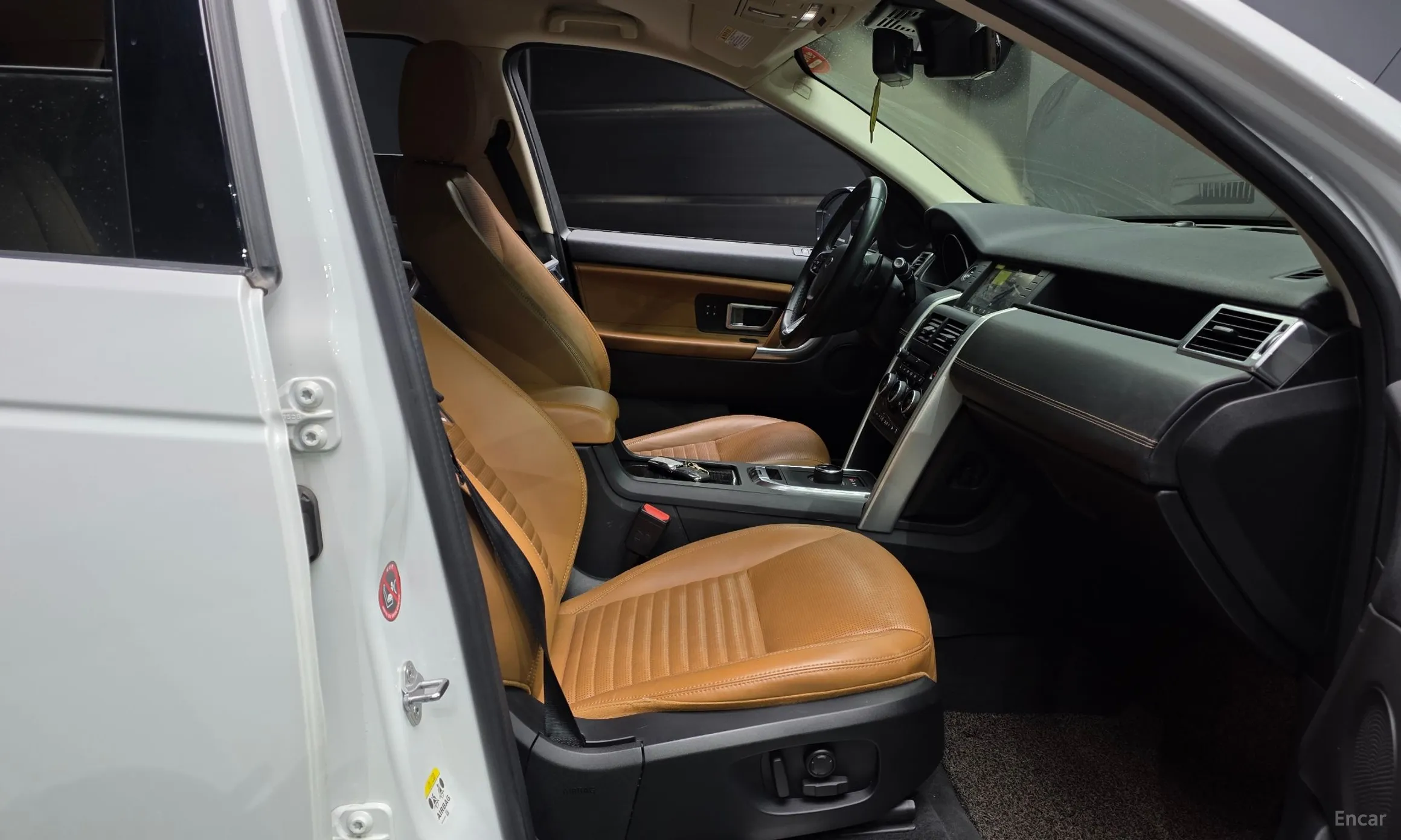 Land Rover Discovery Sports превью 11