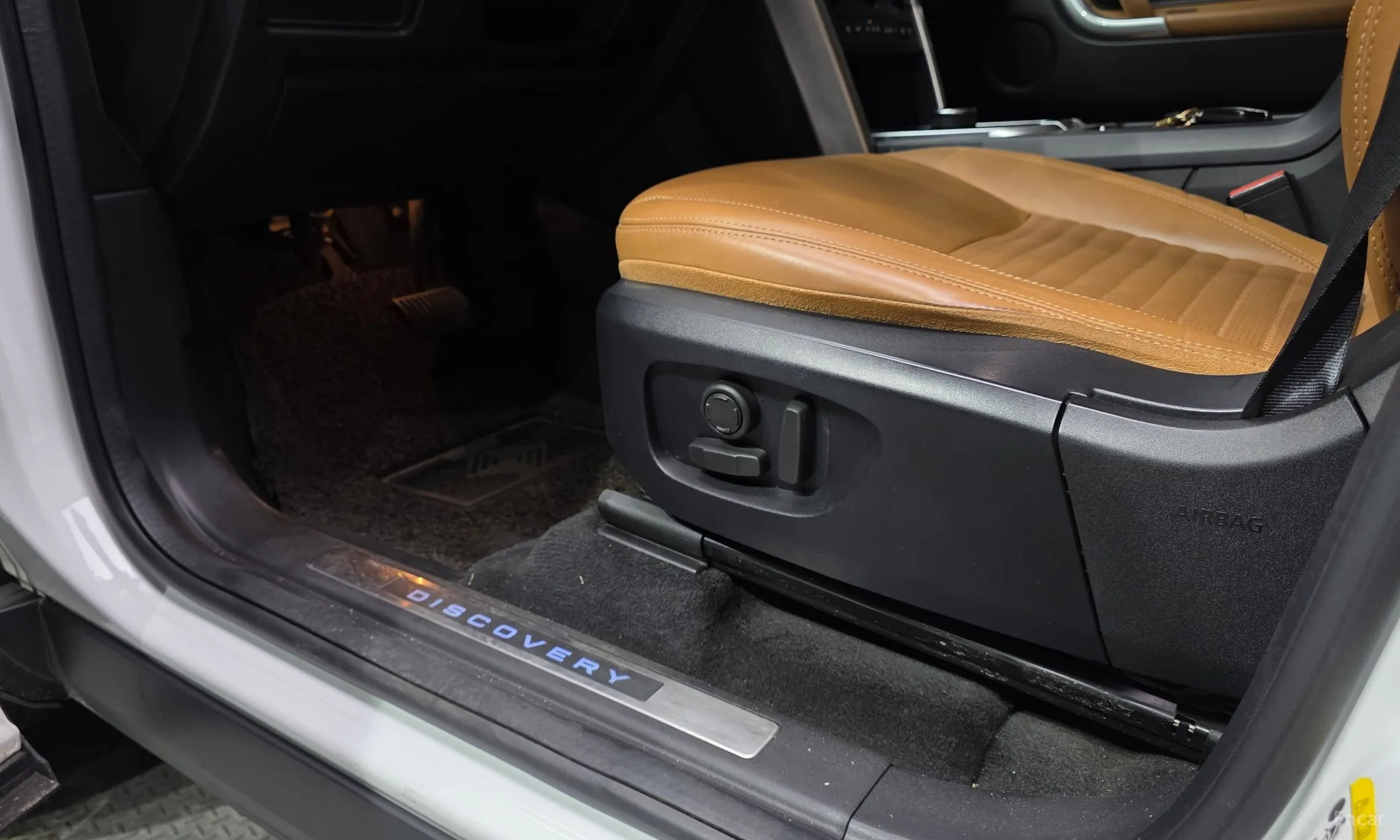Land Rover Discovery Sports превью 18