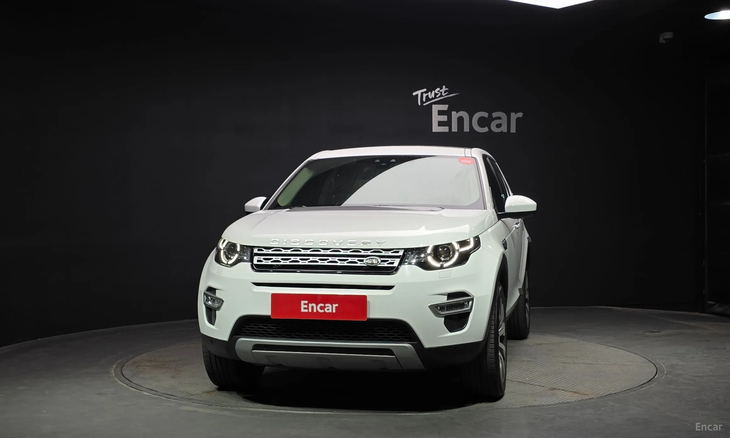 Land Rover Discovery Sports превью 3