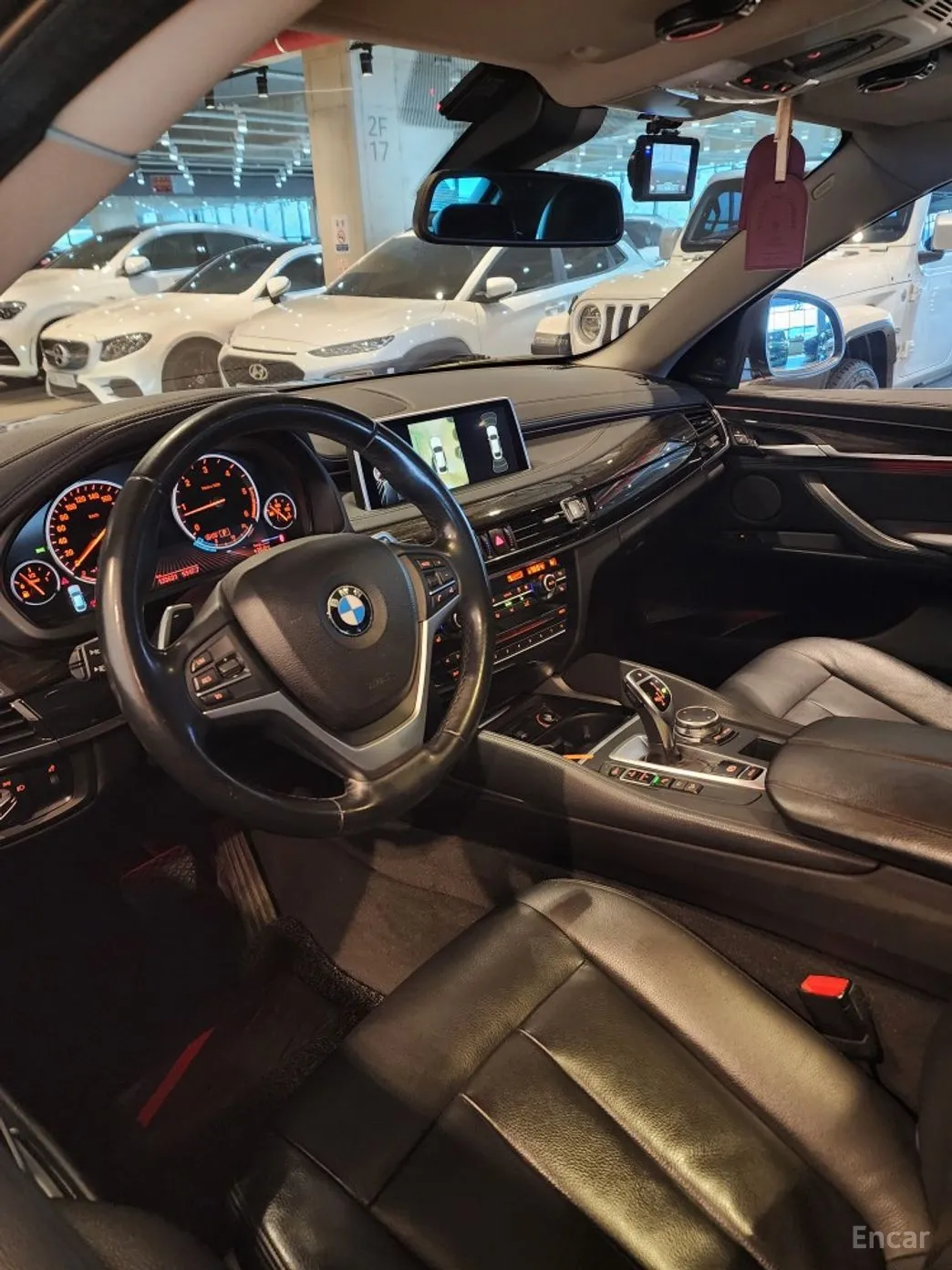 BMW X6 (F16) превью 9