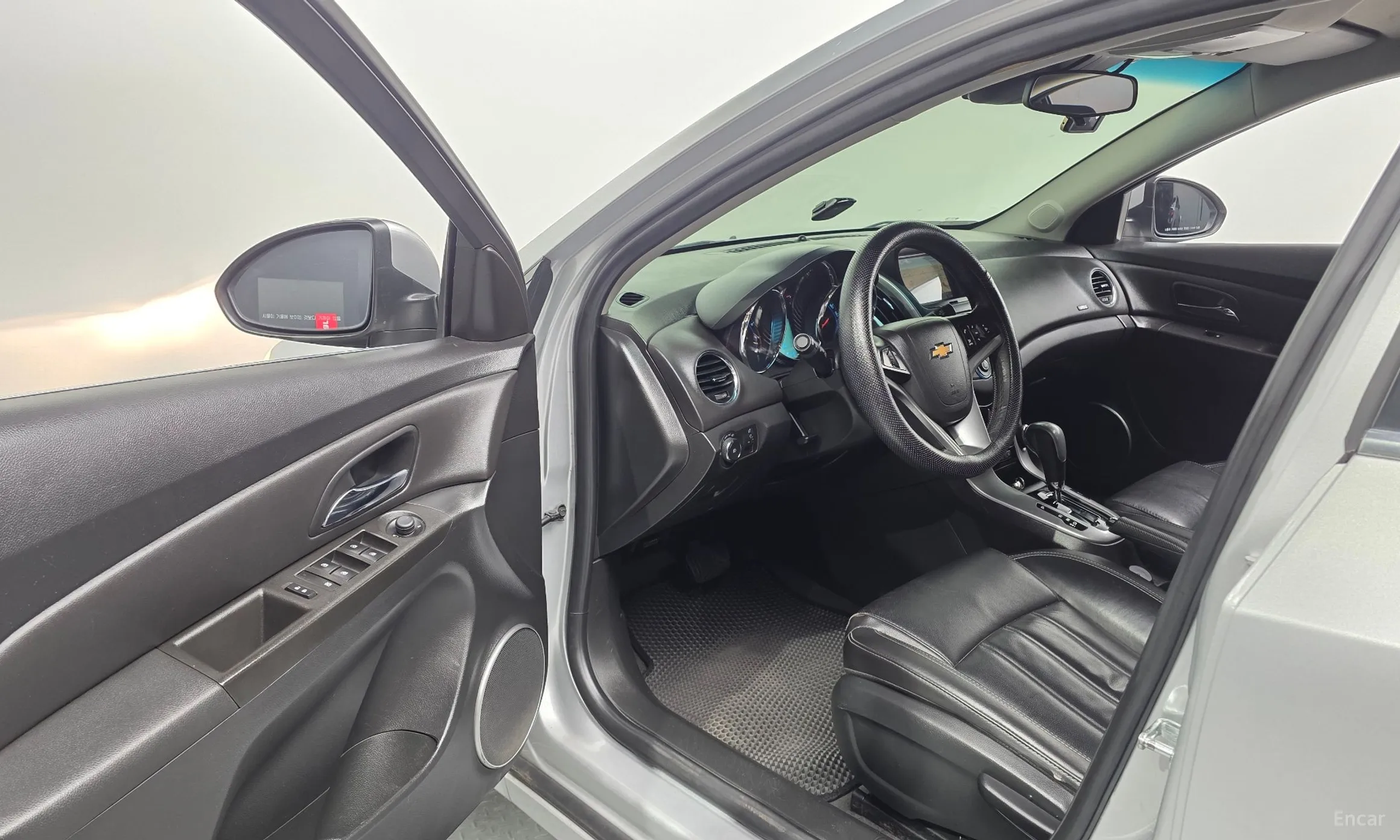 Chevrolet (GM Daewoo) Cruze превью 10