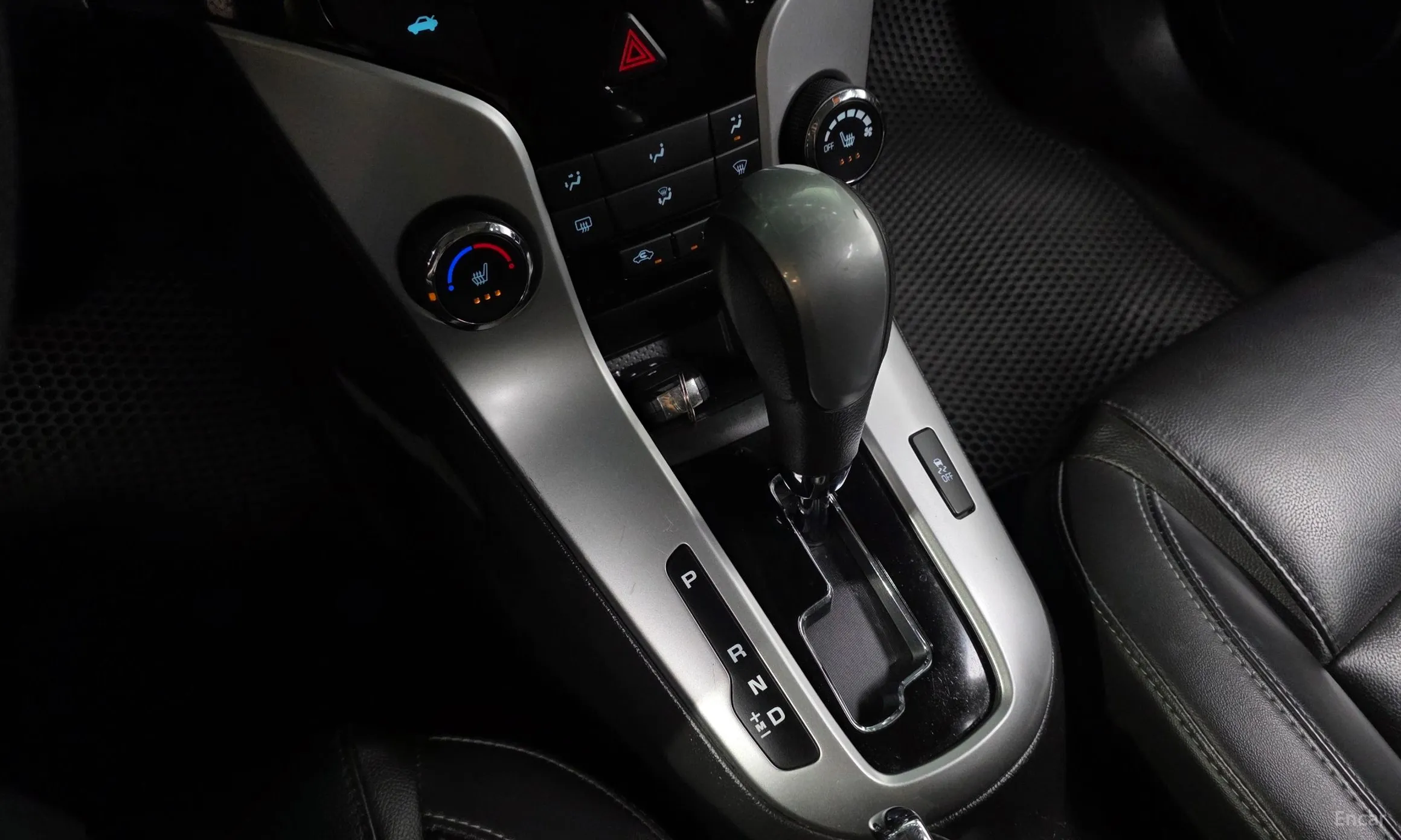 Chevrolet (GM Daewoo) Cruze превью 9