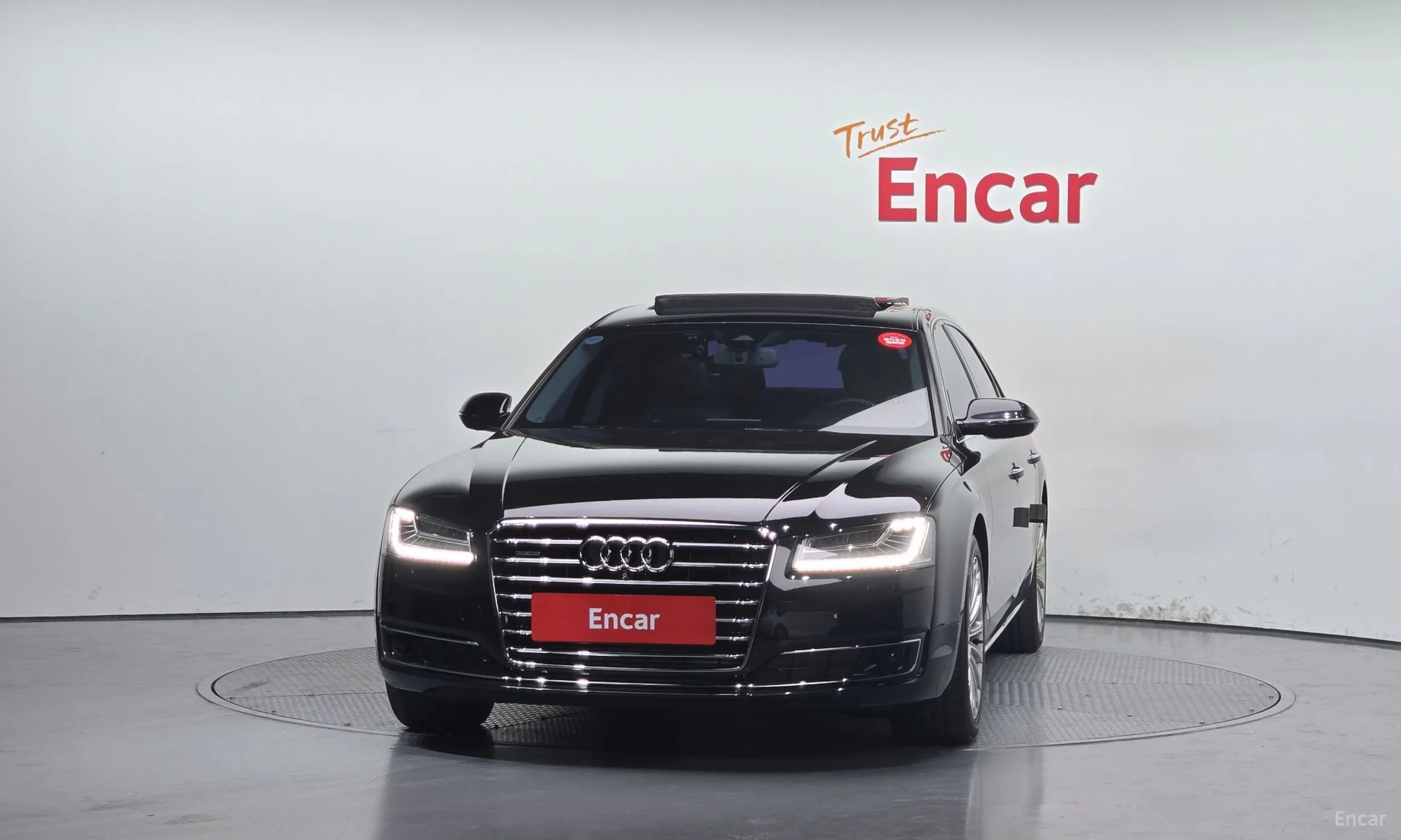 Audi New A8 превью 3