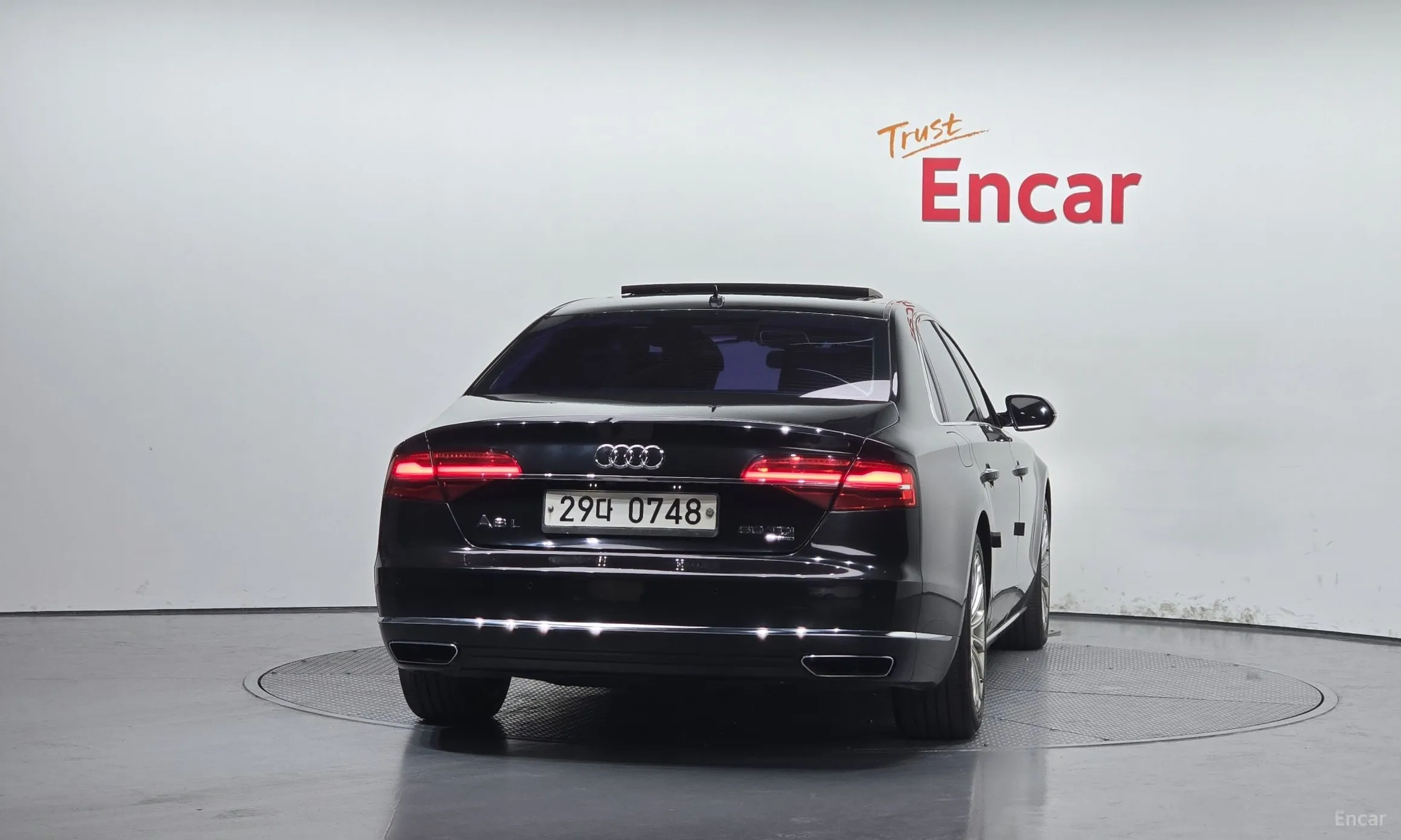 Audi New A8 превью 4