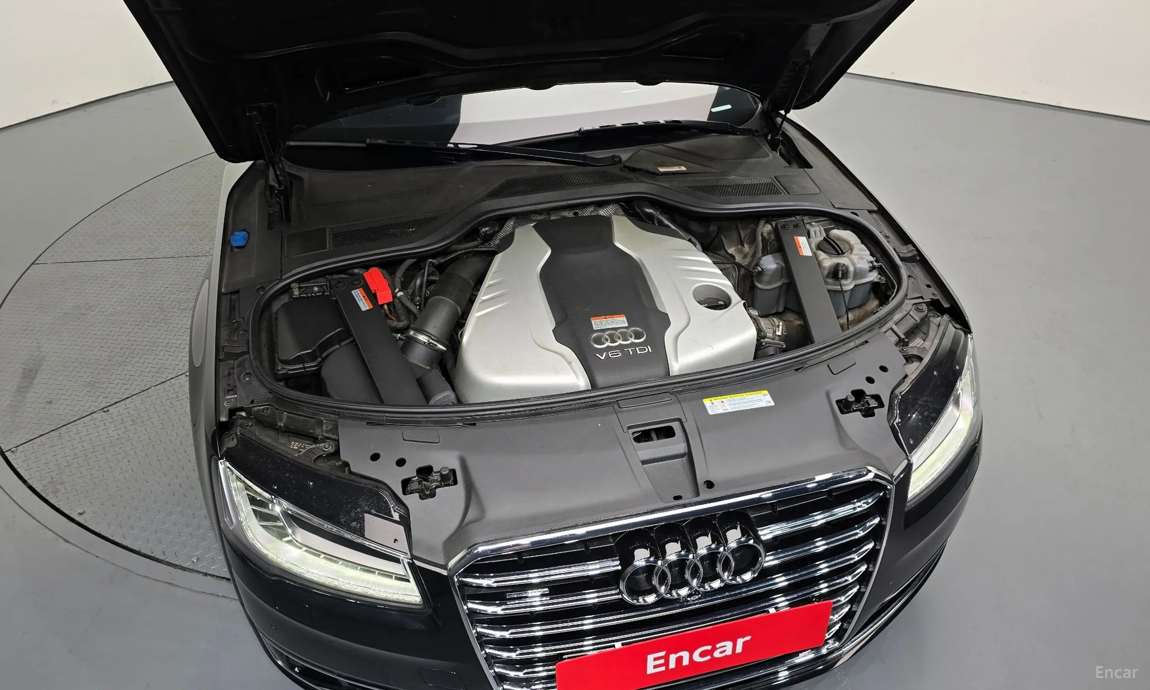 Audi New A8 превью 6