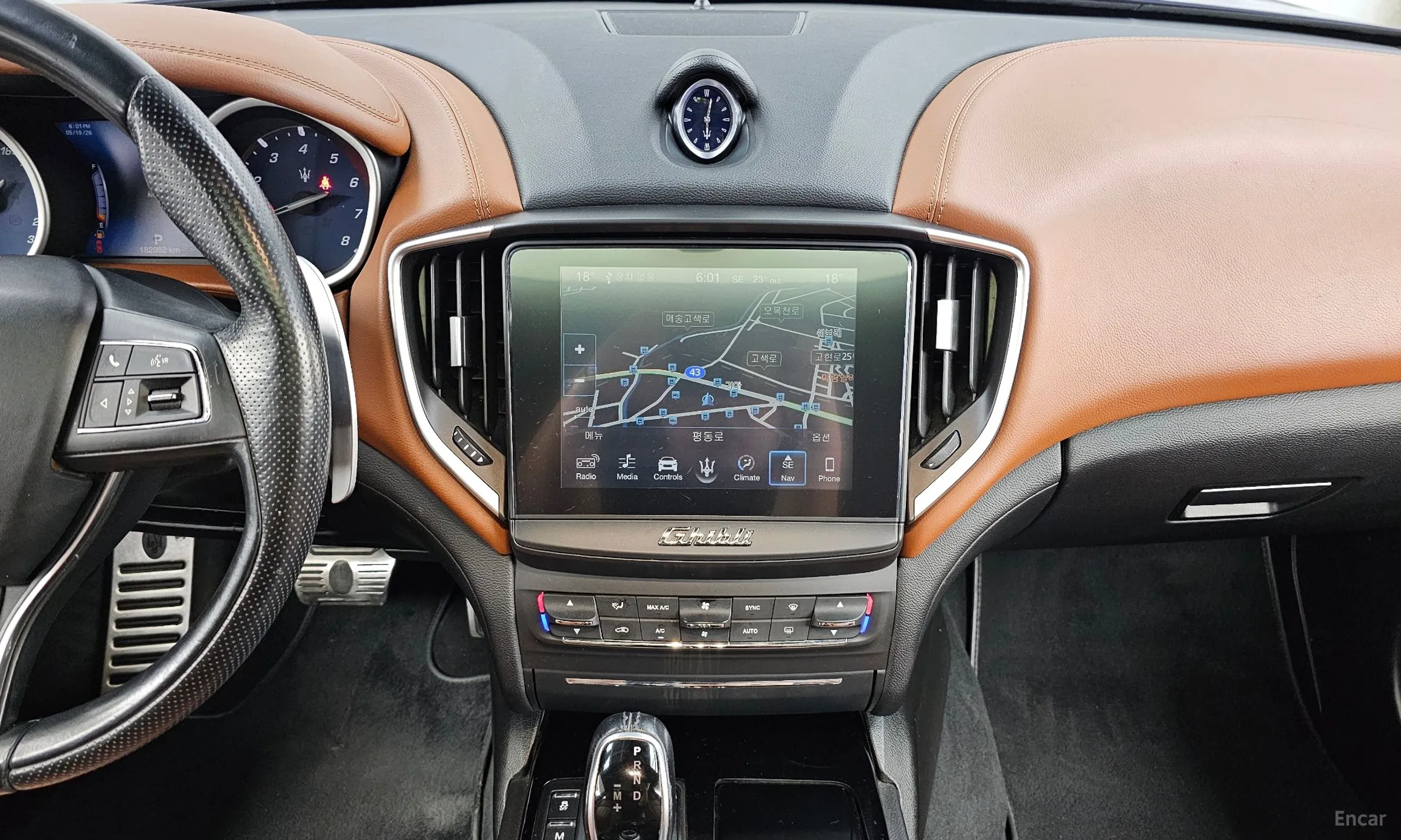 Maserati Ghibli превью 14