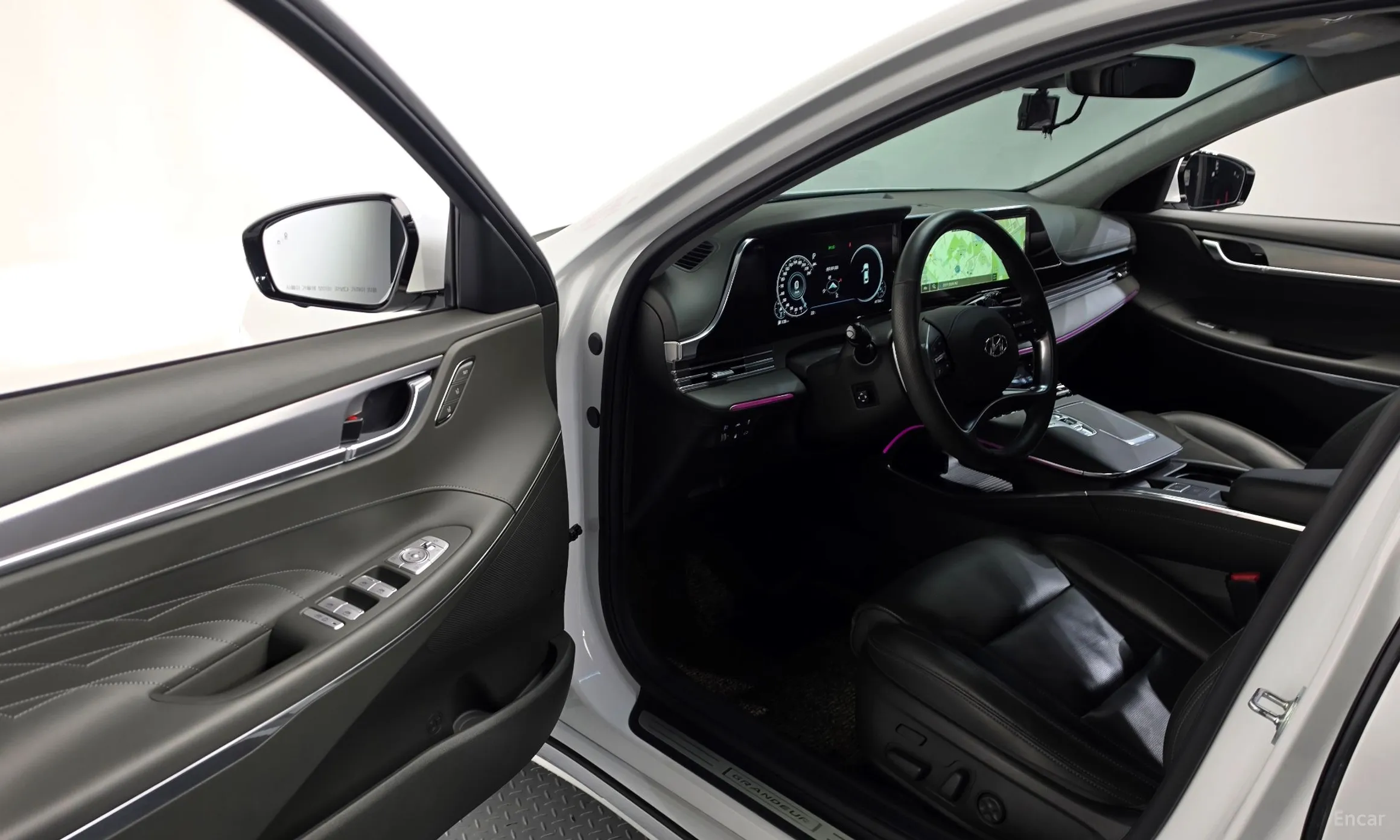 Hyundai Grandeur IG превью 10