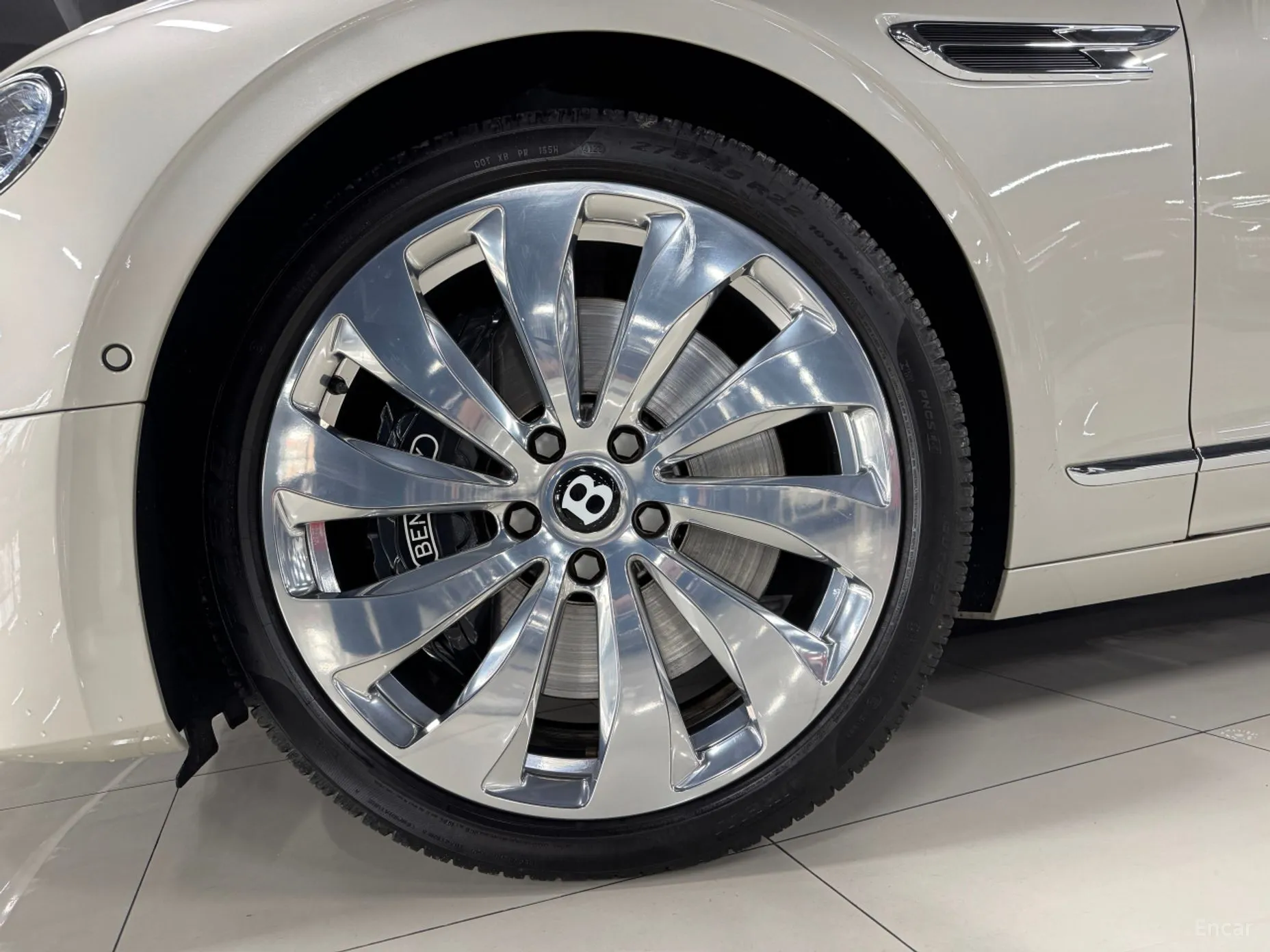 Bentley Flying Spur 3rd Generation превью 15