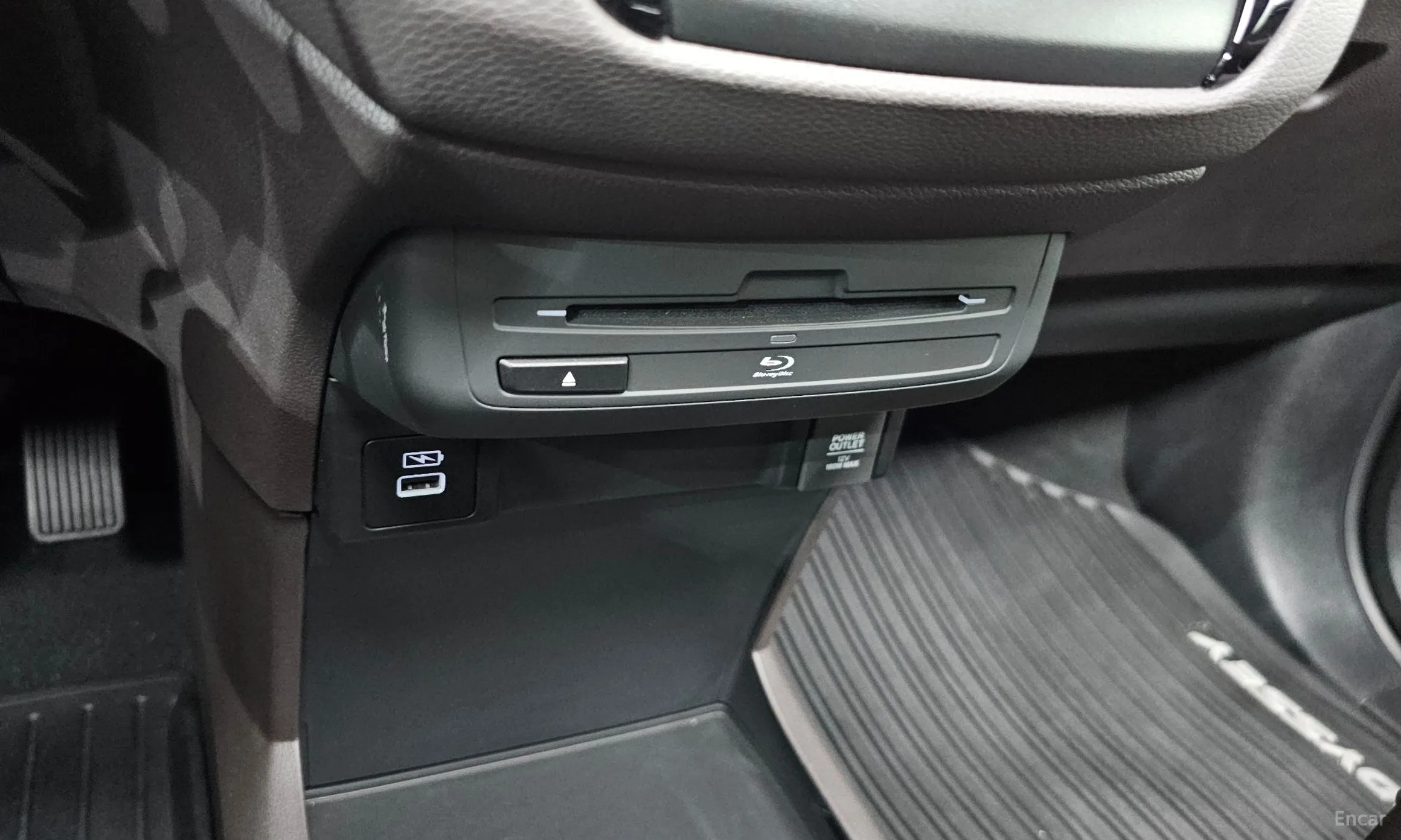 Honda Odyssey превью 17