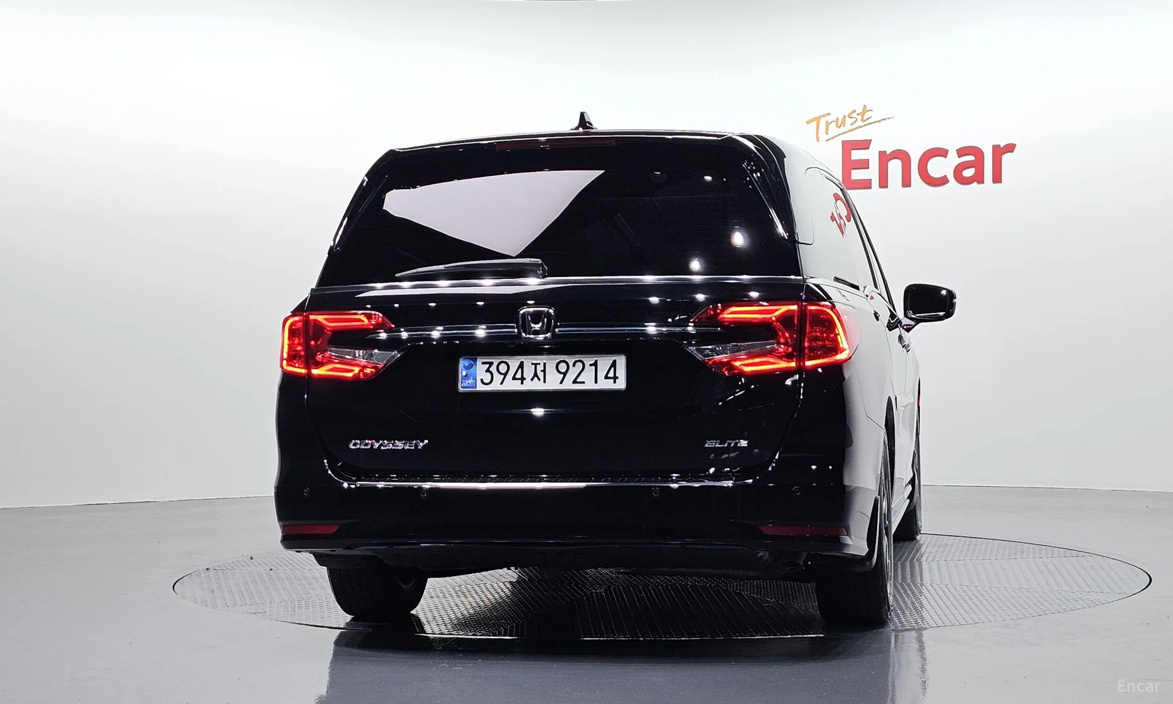 Honda Odyssey превью 4
