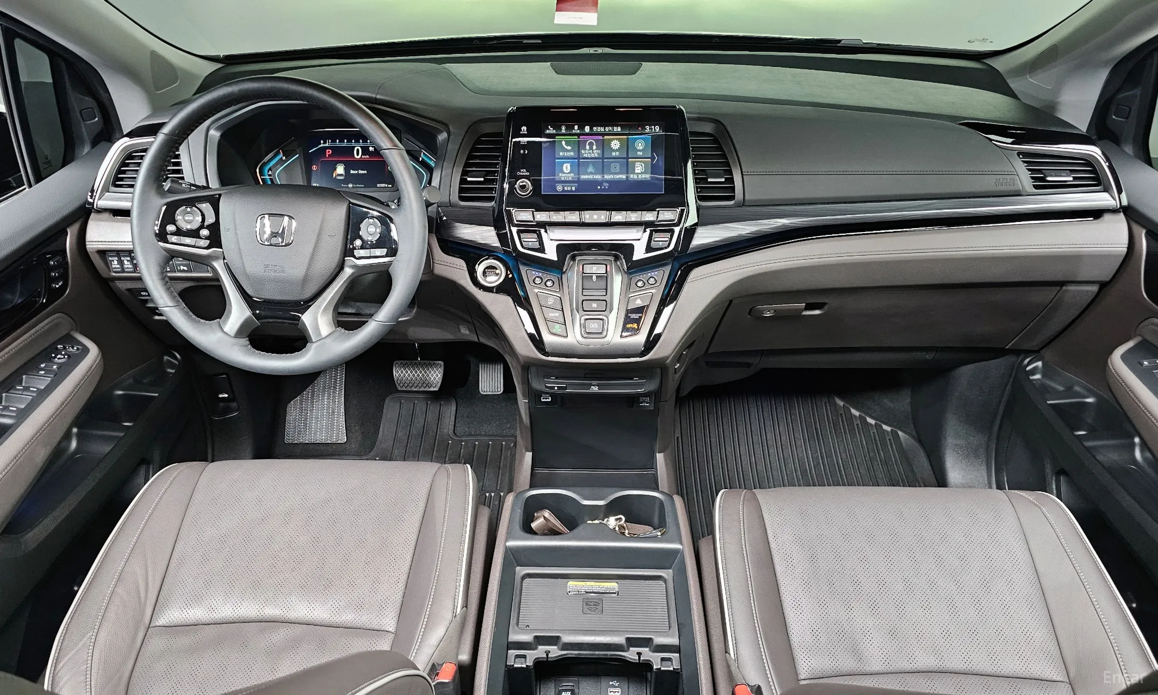 Honda Odyssey превью 7