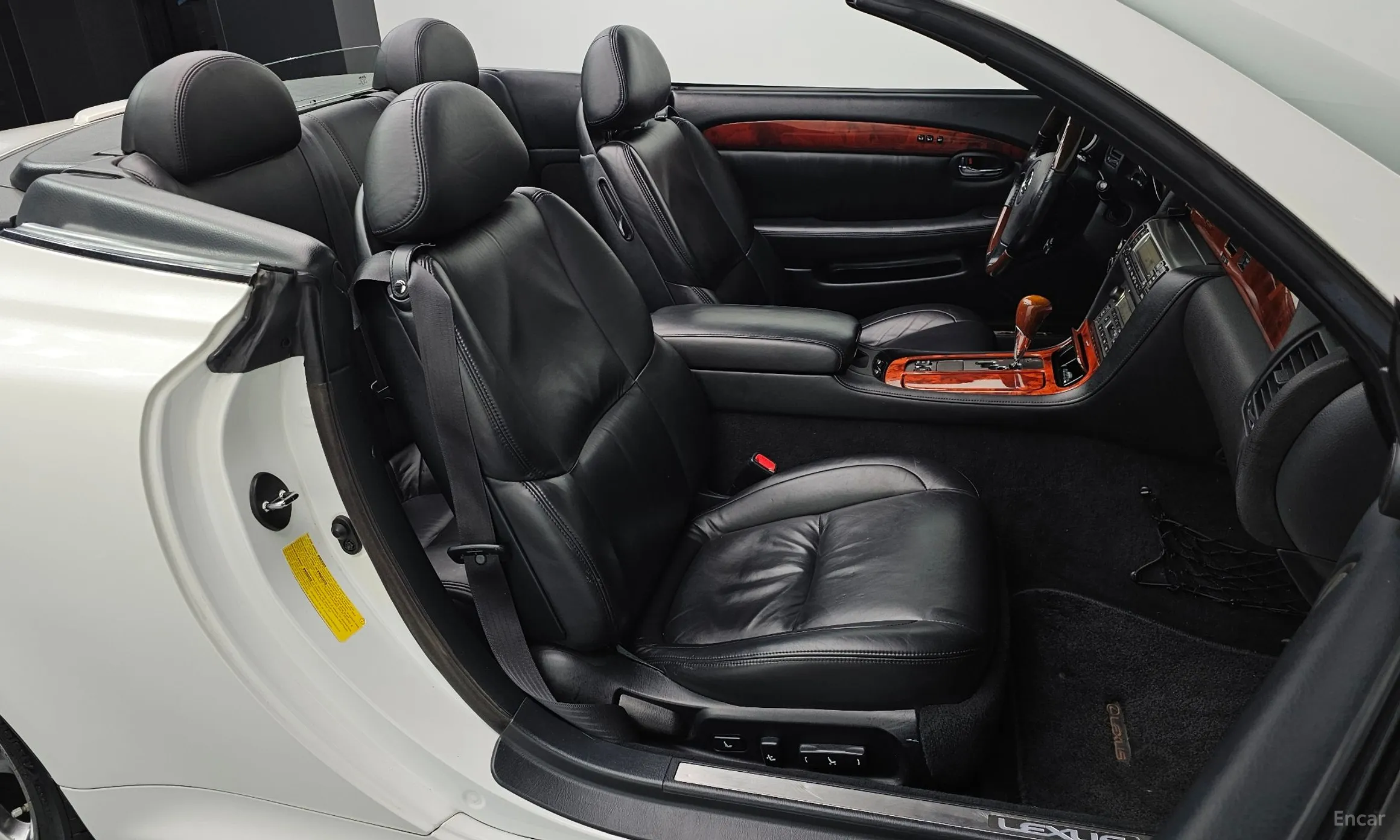 Lexus SC430 превью 11
