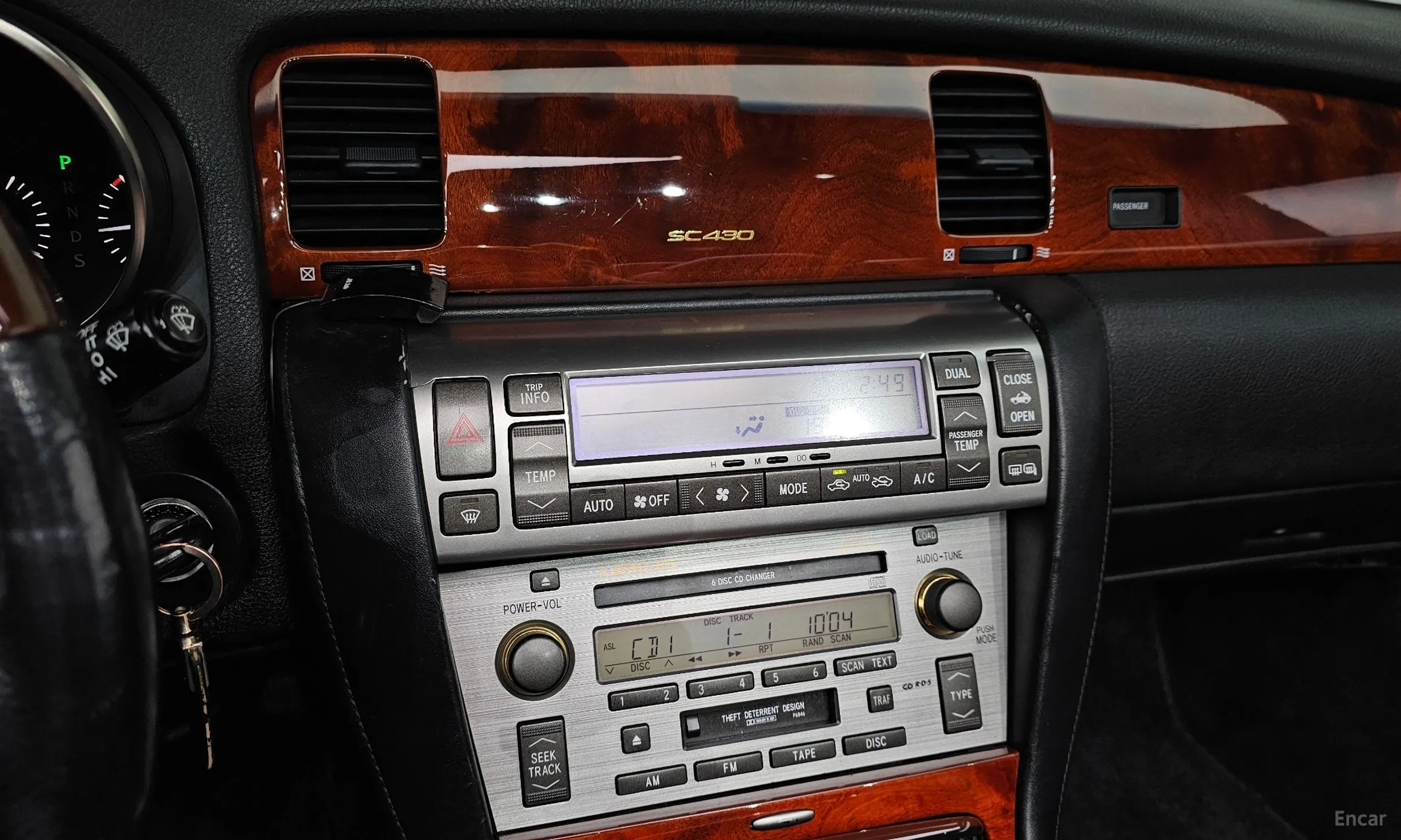 Lexus SC430 превью 14