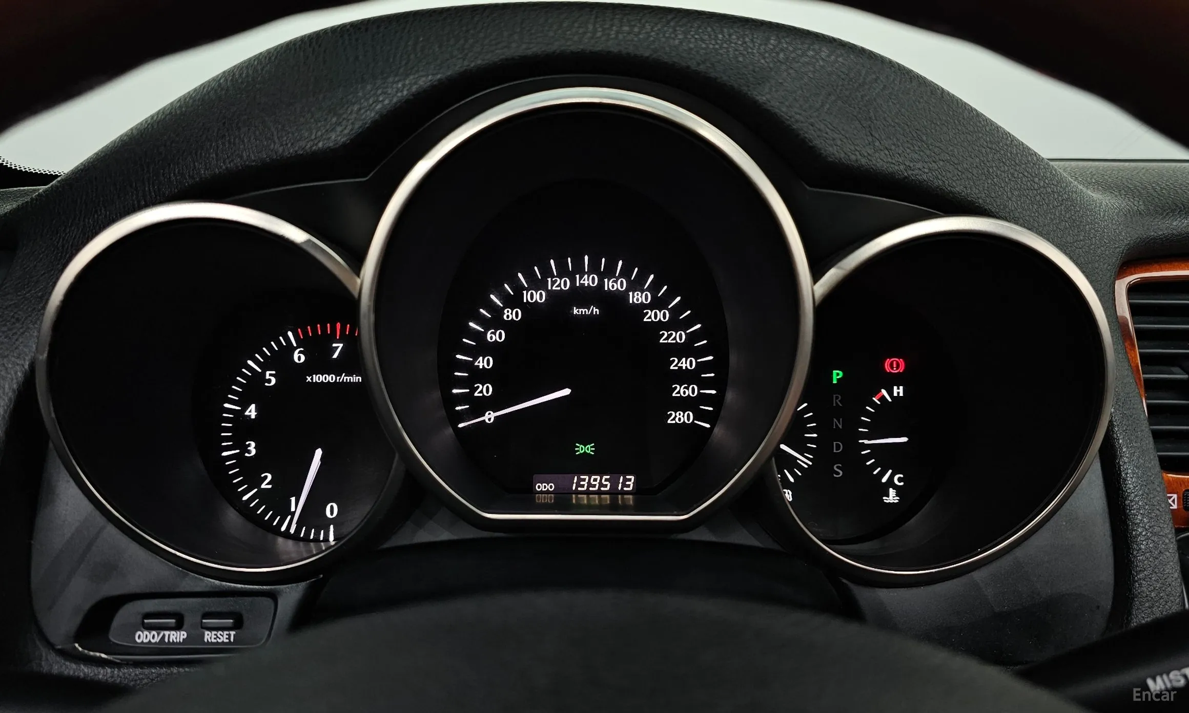 Lexus SC430 превью 8