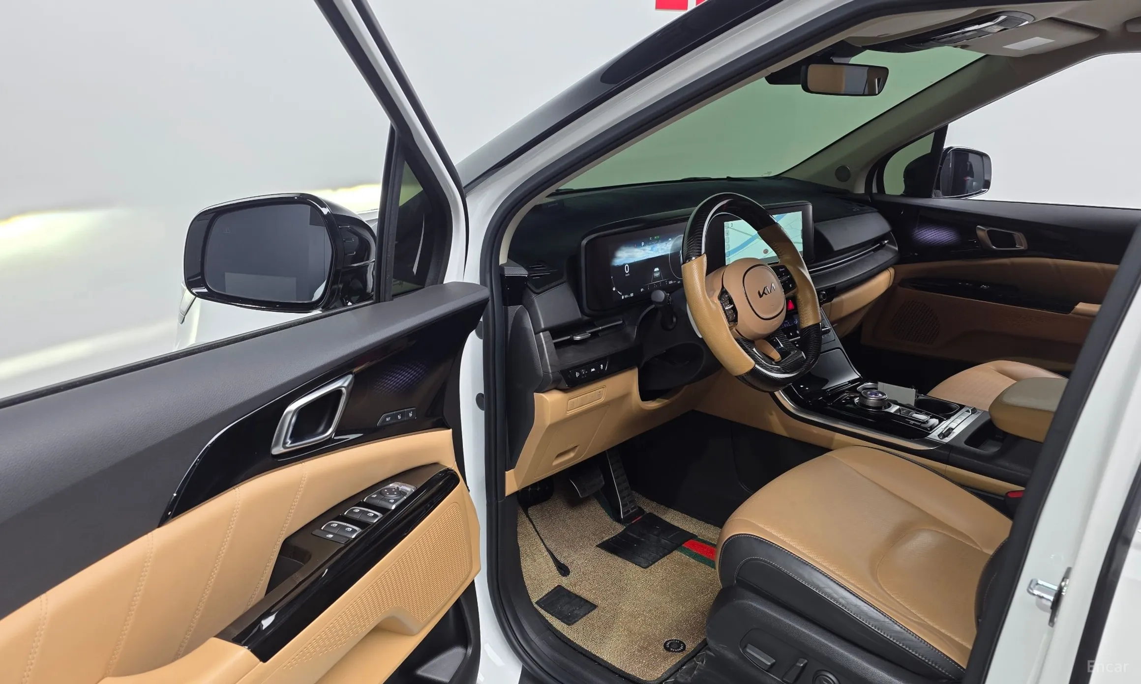 Kia Carnival Gen 4 превью 10