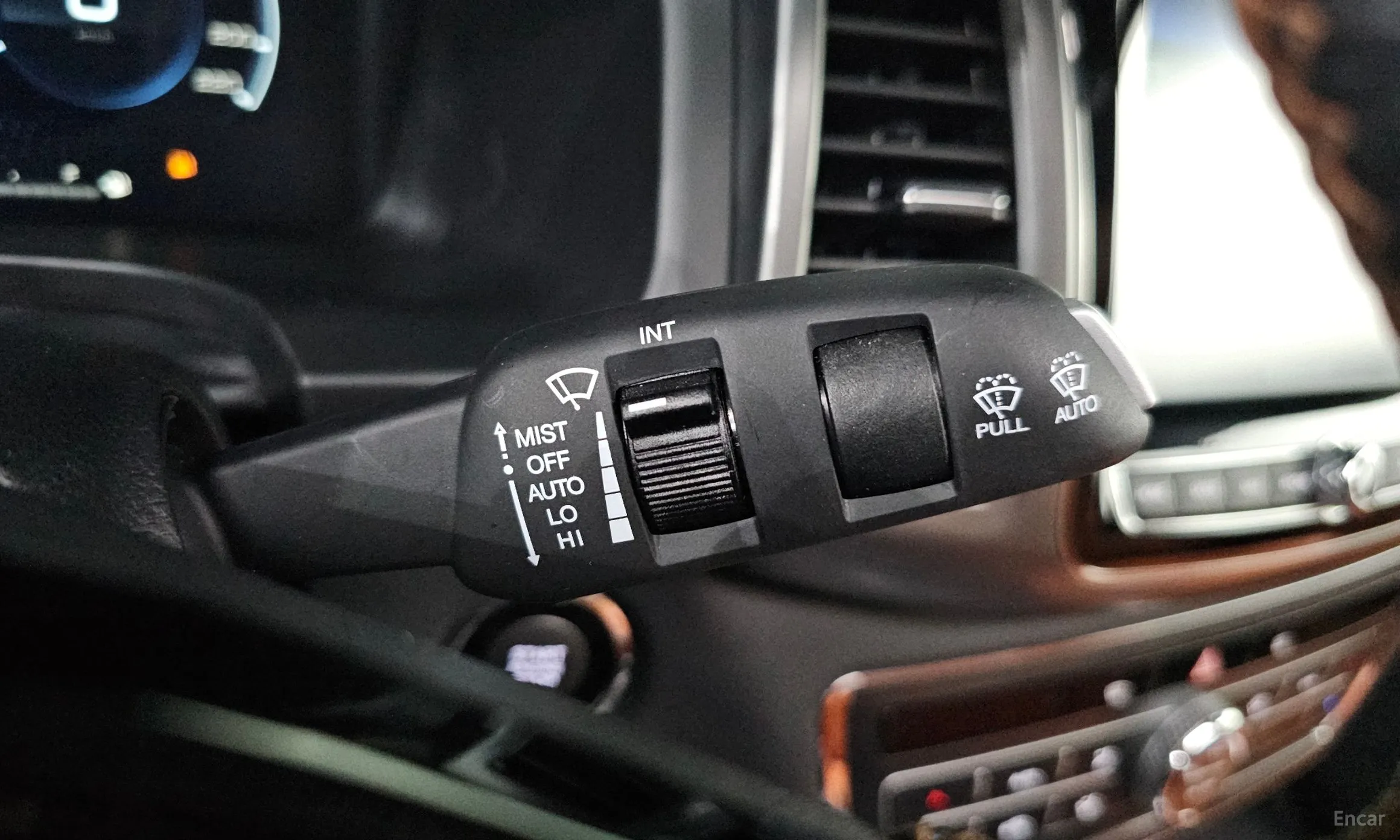 KG Mobility (SsangYong) Rexton Sports Khan превью 20