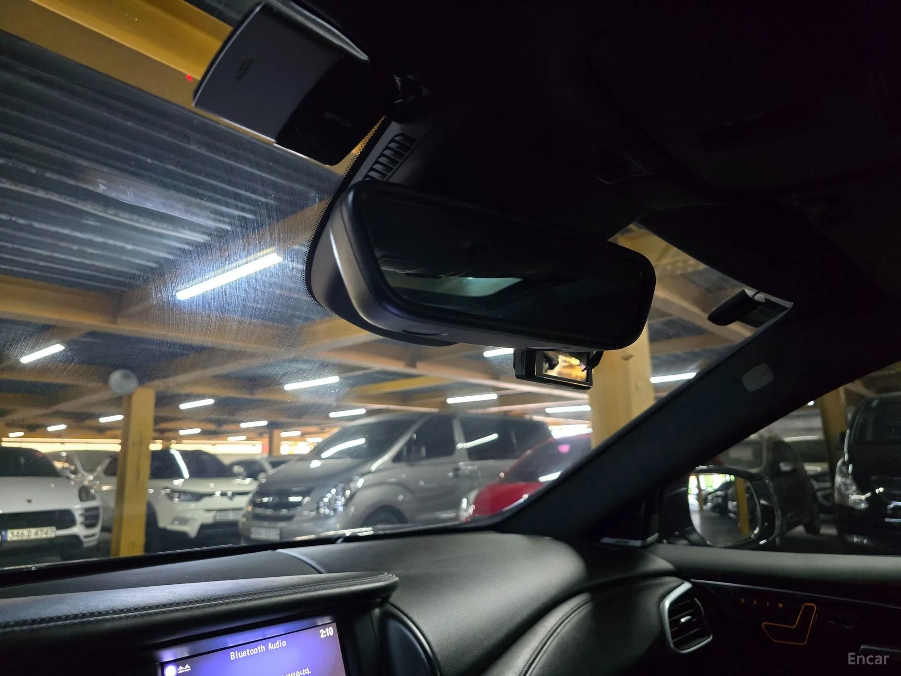 Infiniti Q30 превью 15