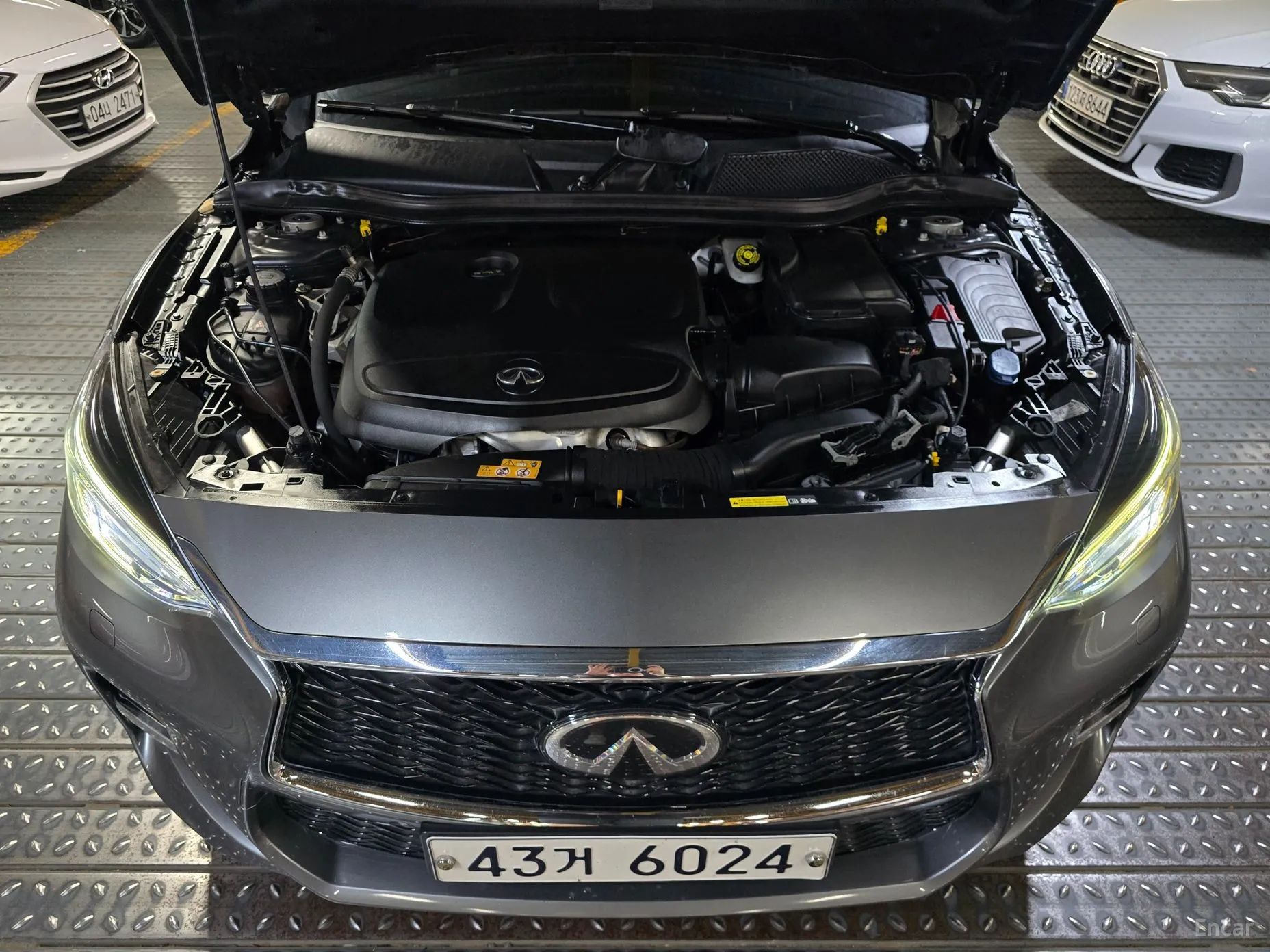 Infiniti Q30 превью 7