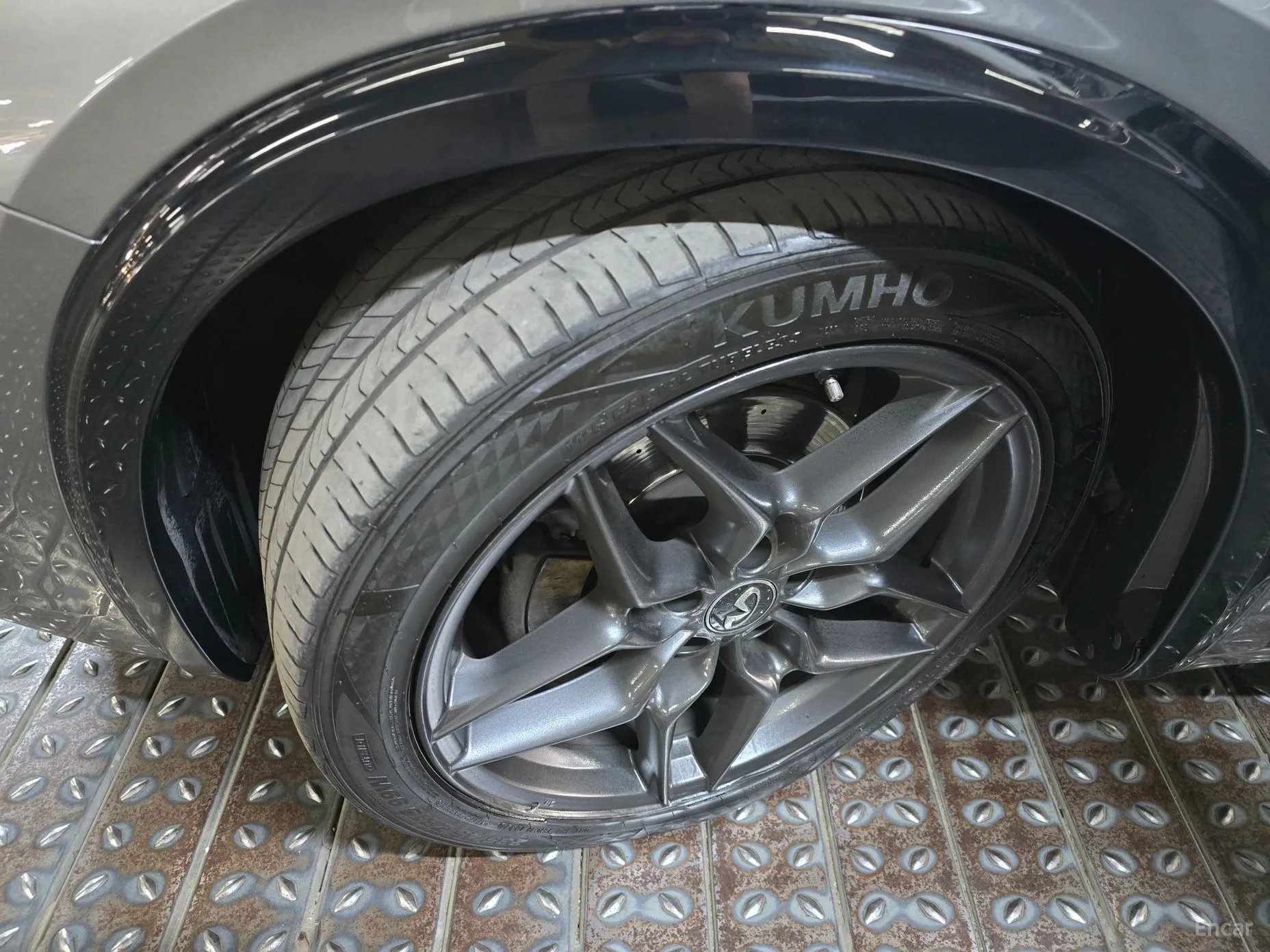 Infiniti Q30 превью 8