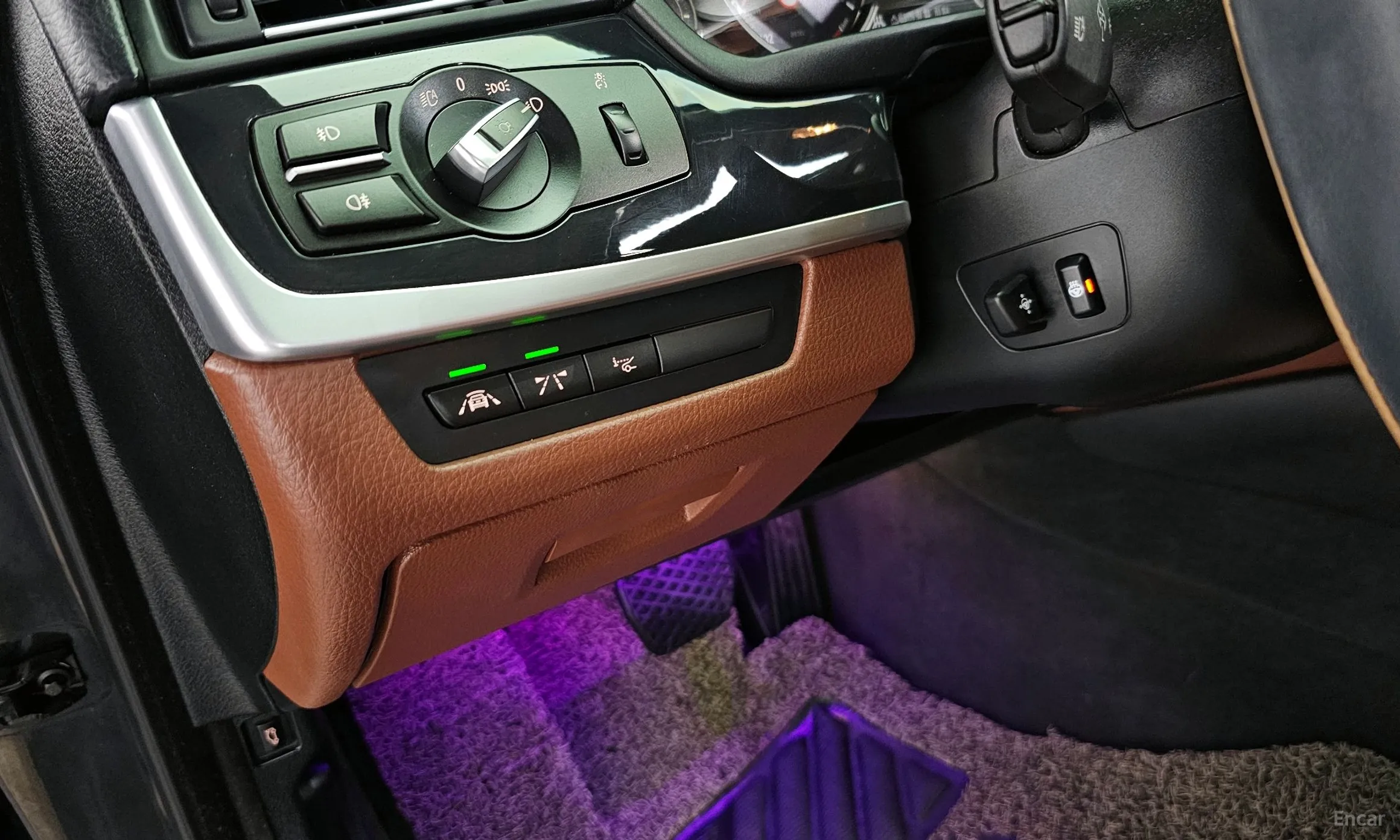BMW 5 Series (F10) превью 20