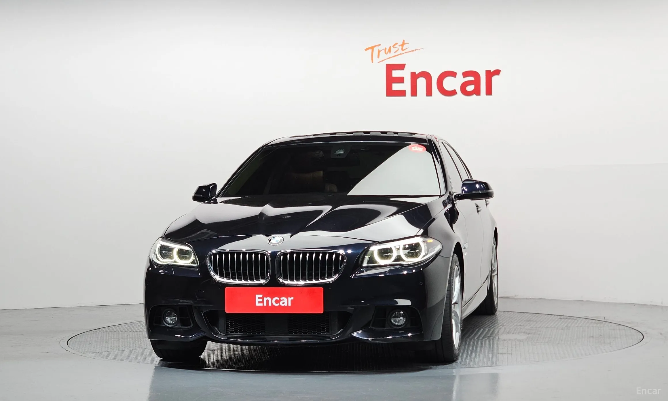 BMW 5 Series (F10) превью 3
