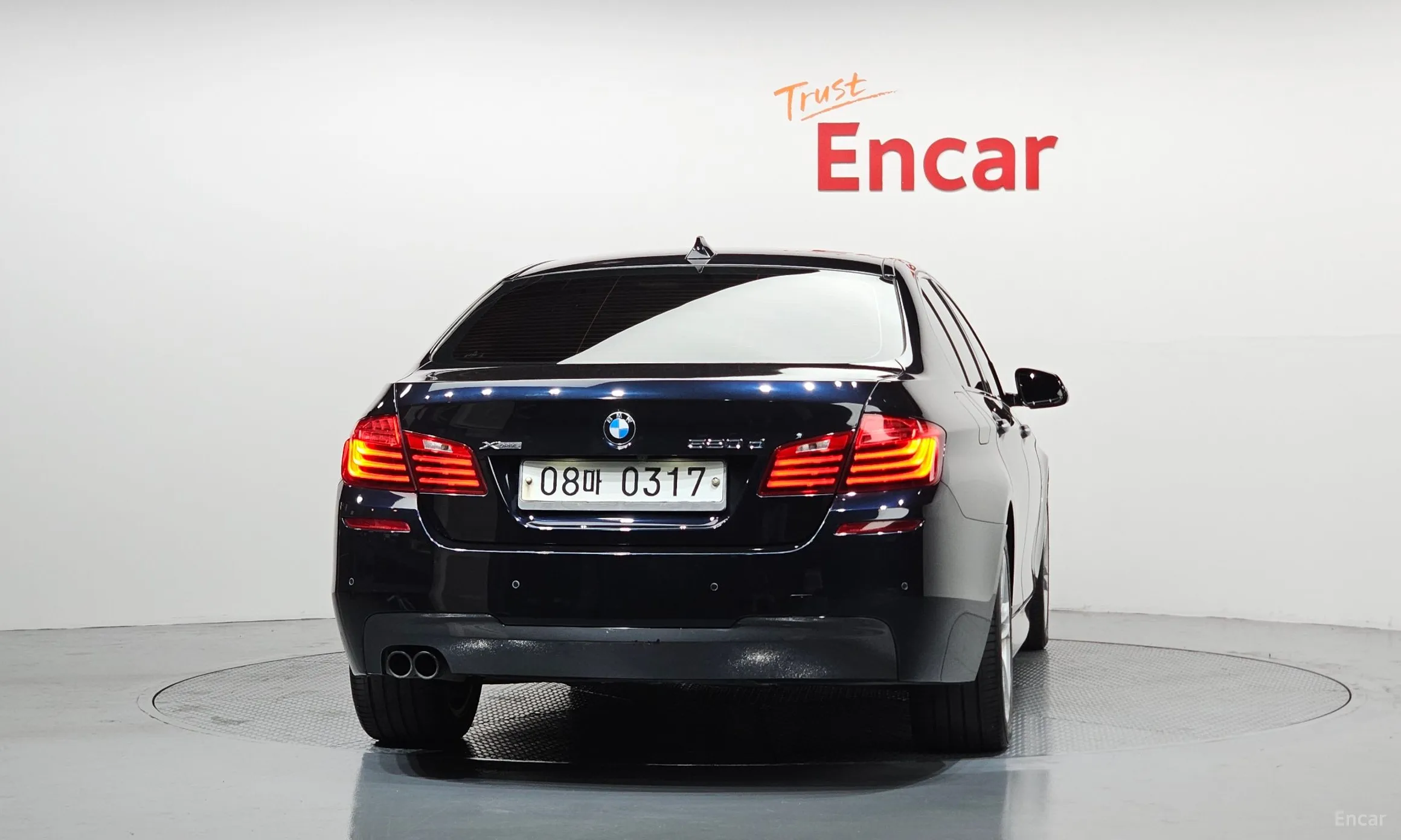 BMW 5 Series (F10) превью 4