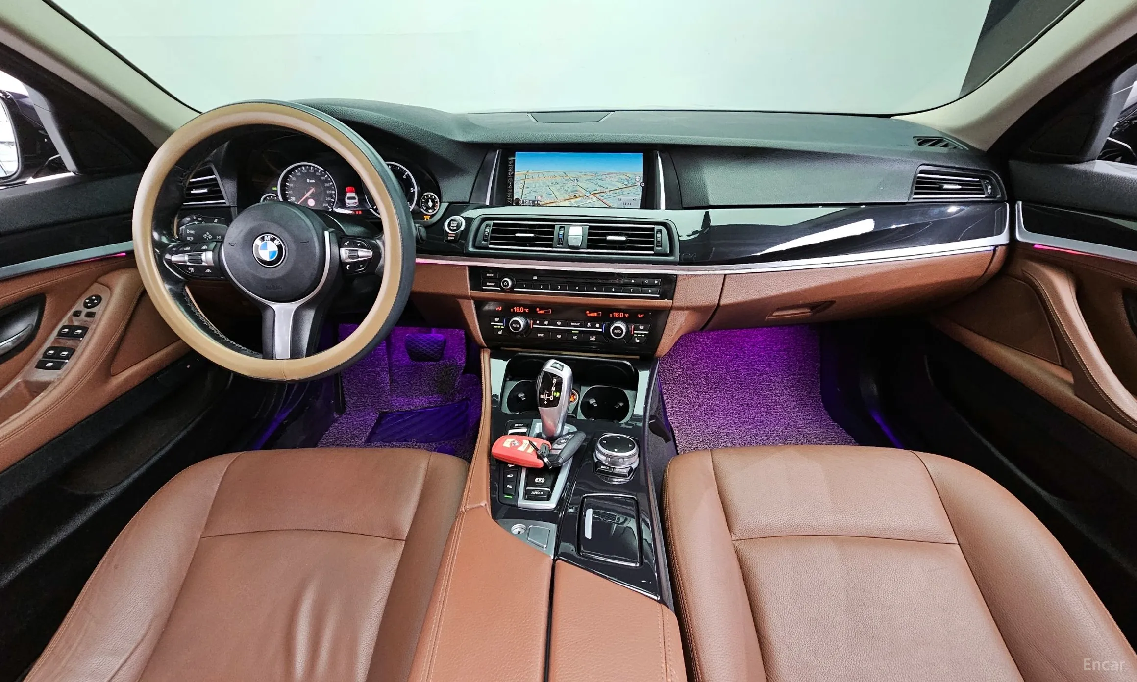 BMW 5 Series (F10) превью 7