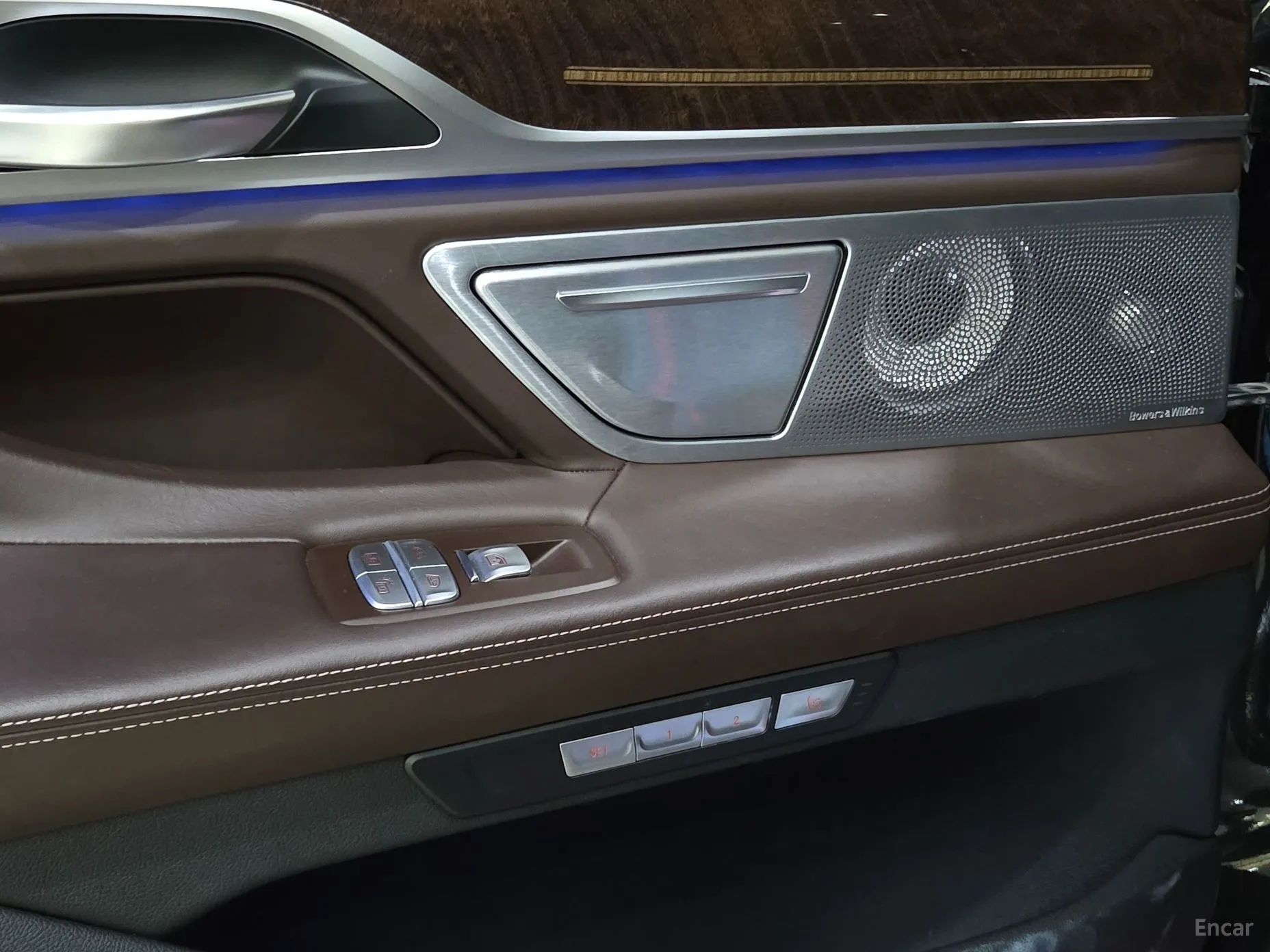 BMW 7 Series (G11) превью 19