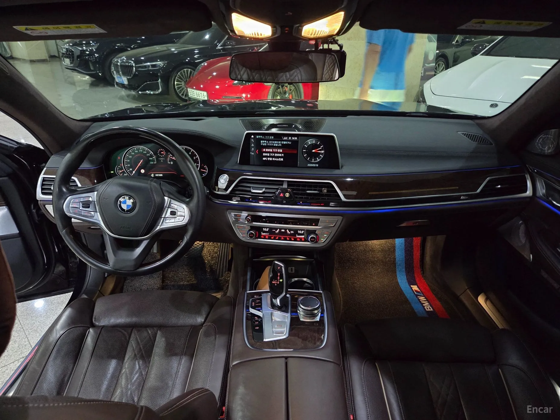 BMW 7 Series (G11) превью 8