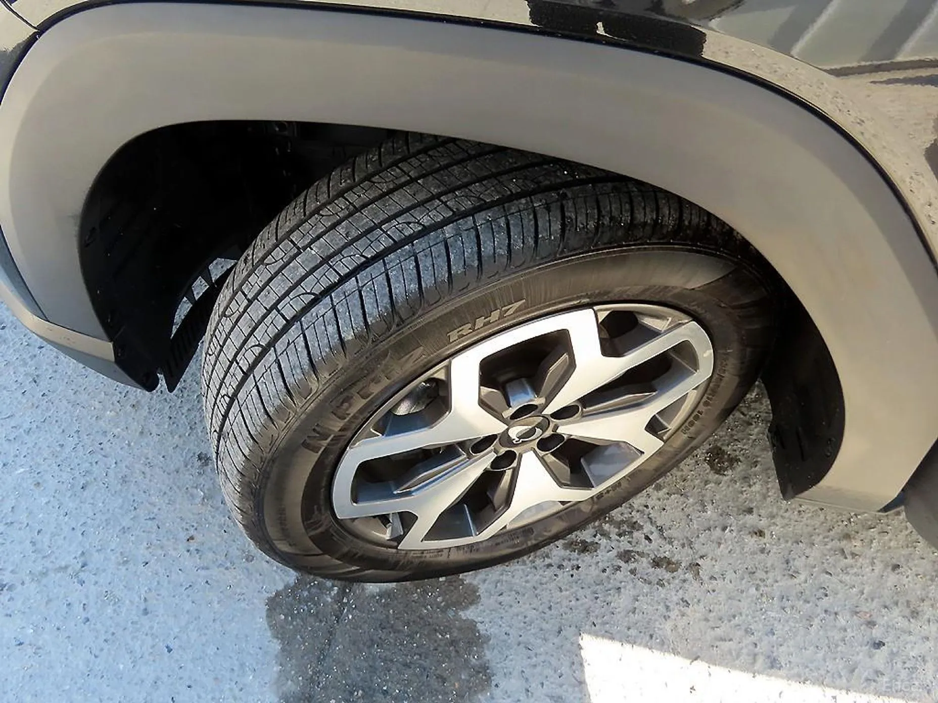 KG Mobility (SsangYong) The New Torres превью 20
