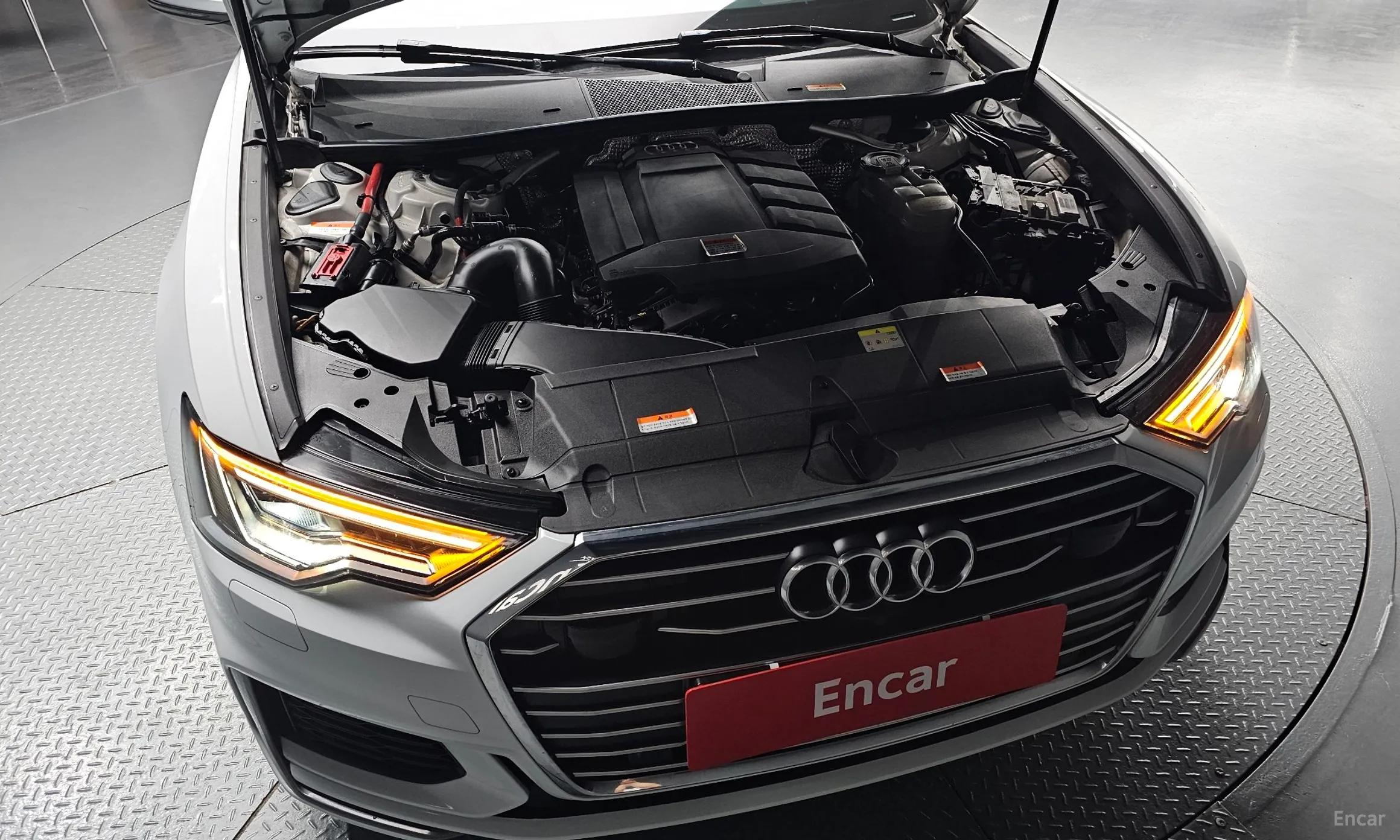 Audi A6 (C8) превью 6