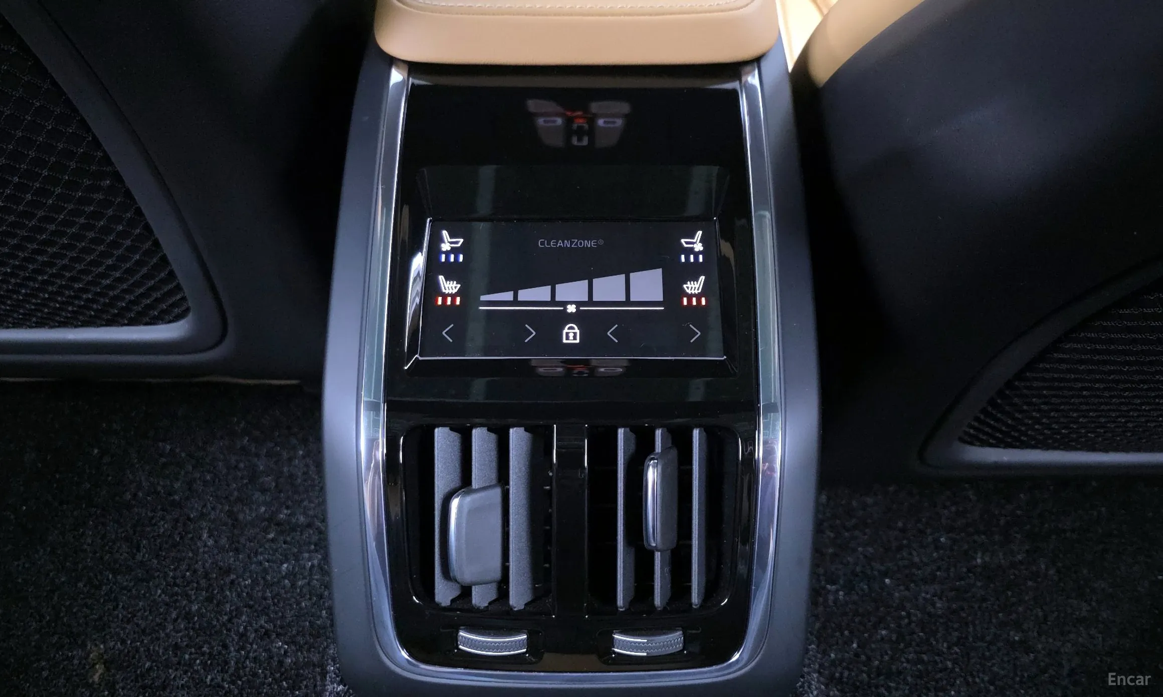 Volvo S90 превью 19