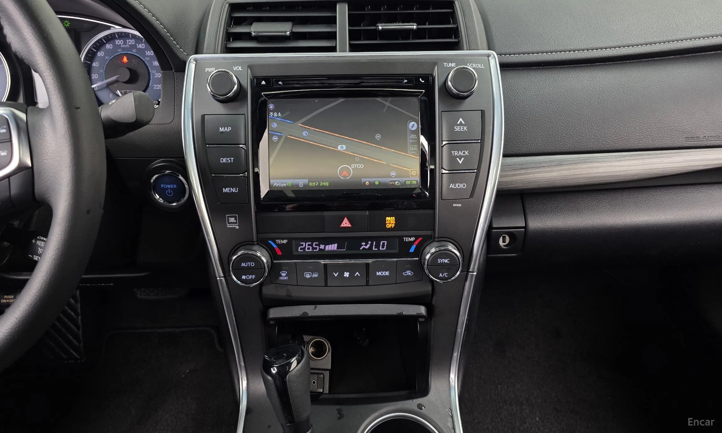 Toyota New Camry превью 14