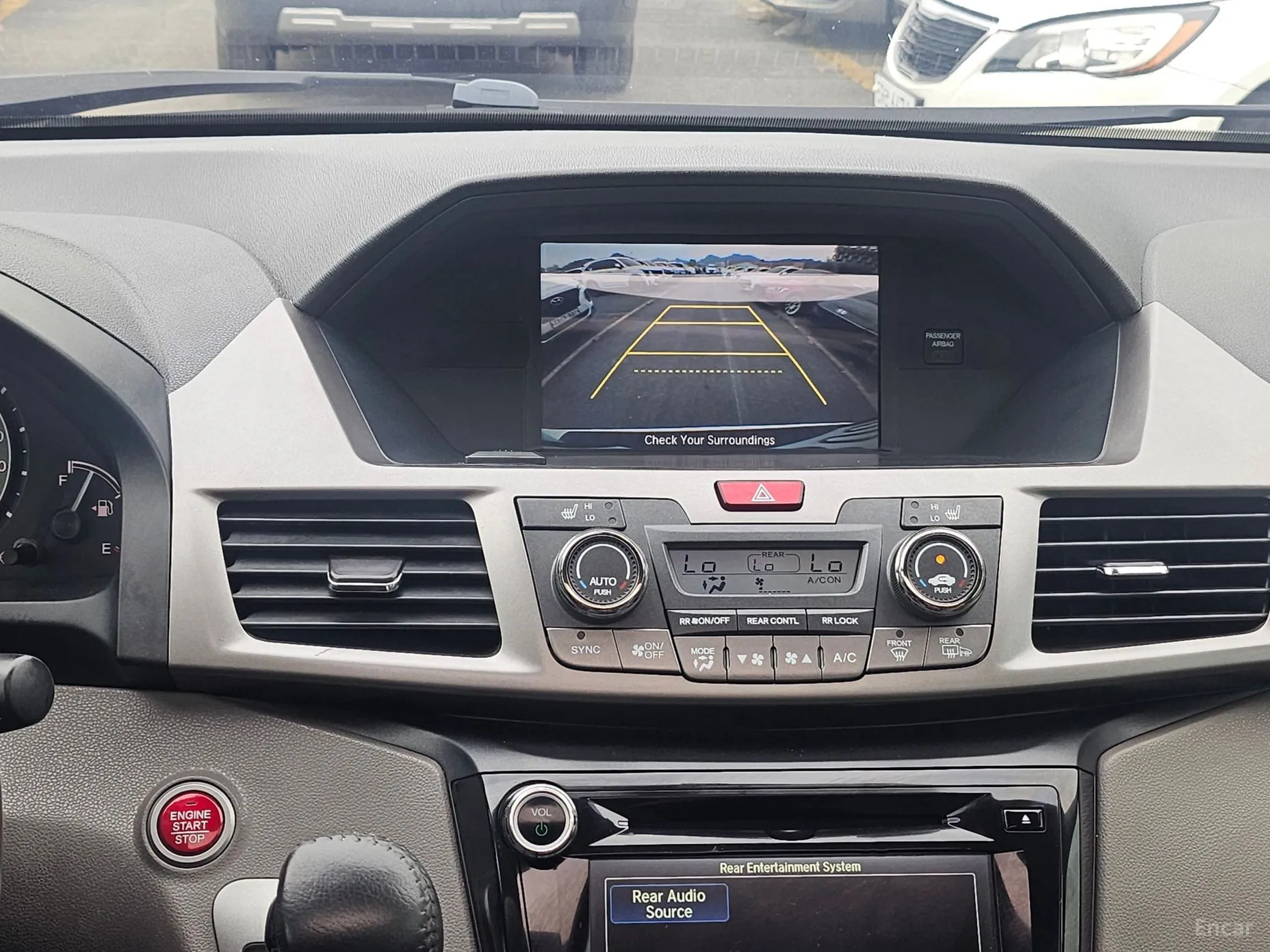 Honda Odyssey превью 15