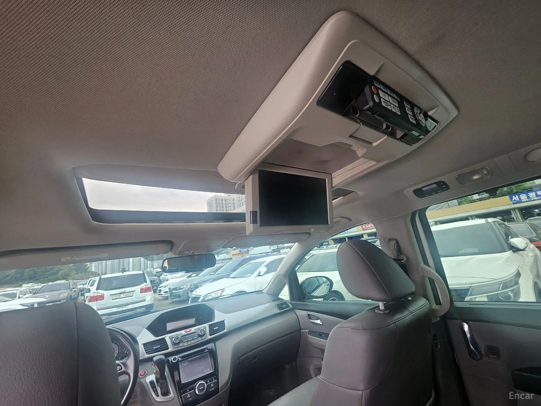 Honda Odyssey превью 19