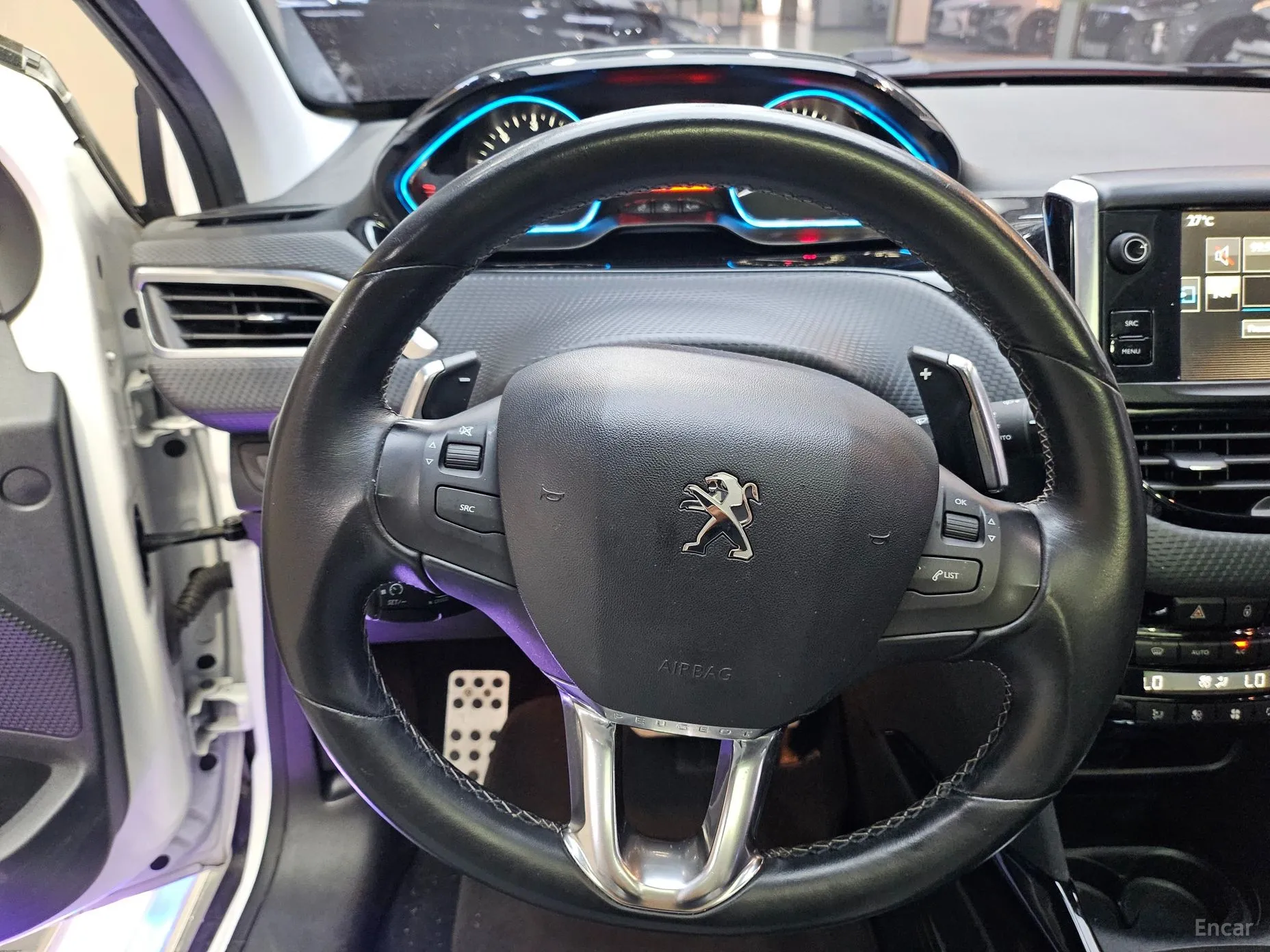 Peugeot 2008. превью 10