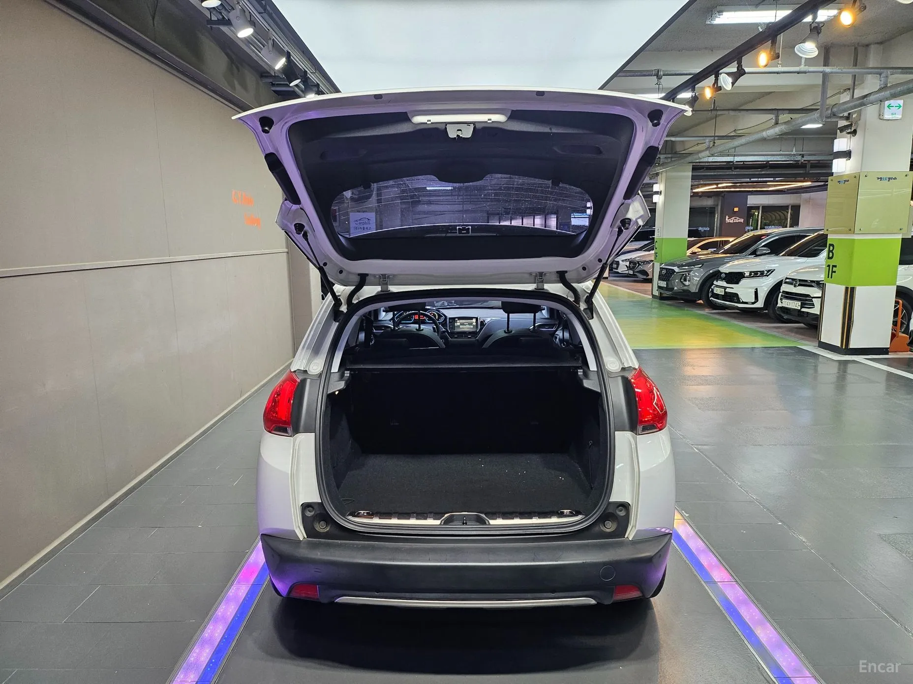 Peugeot 2008. превью 18
