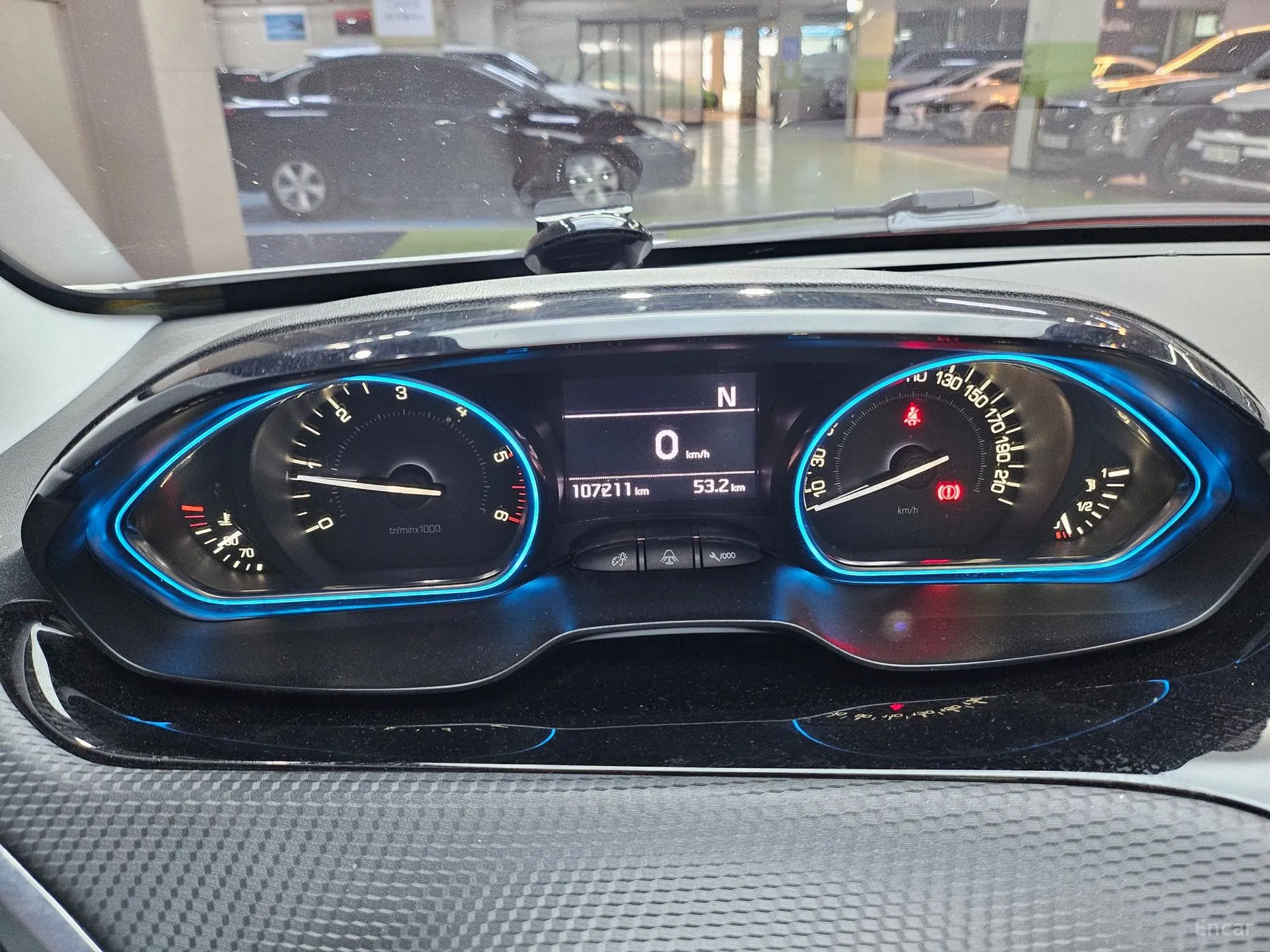 Peugeot 2008. превью 8