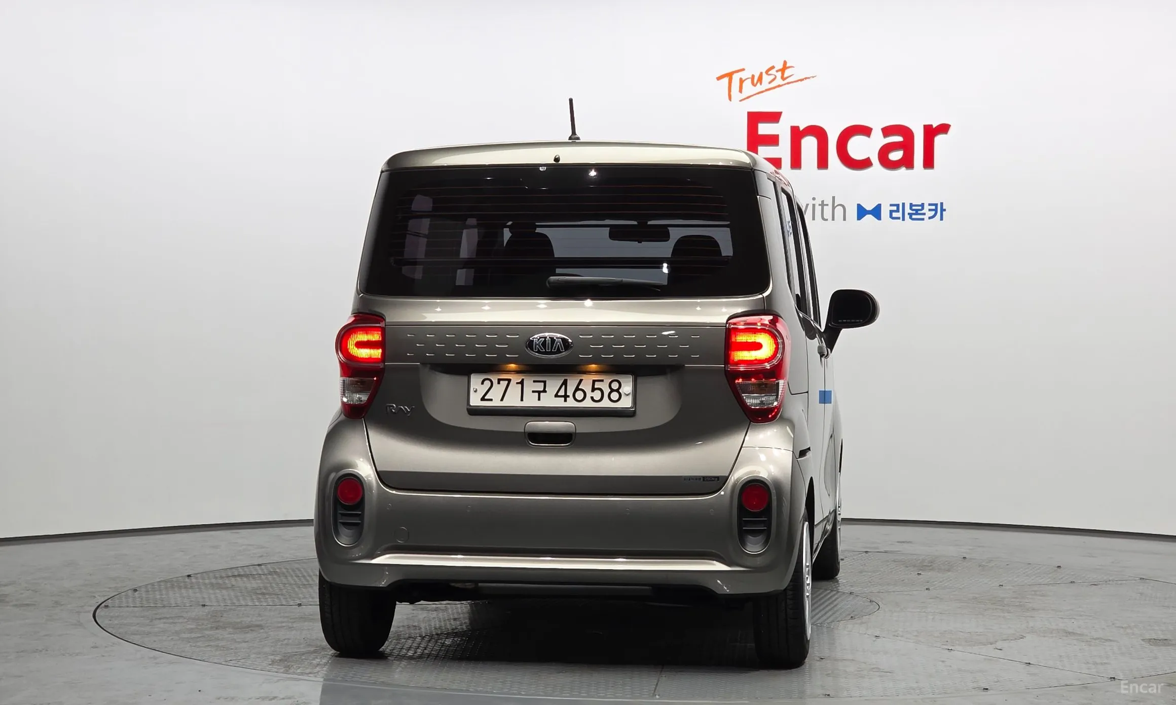 Kia Ray превью 4