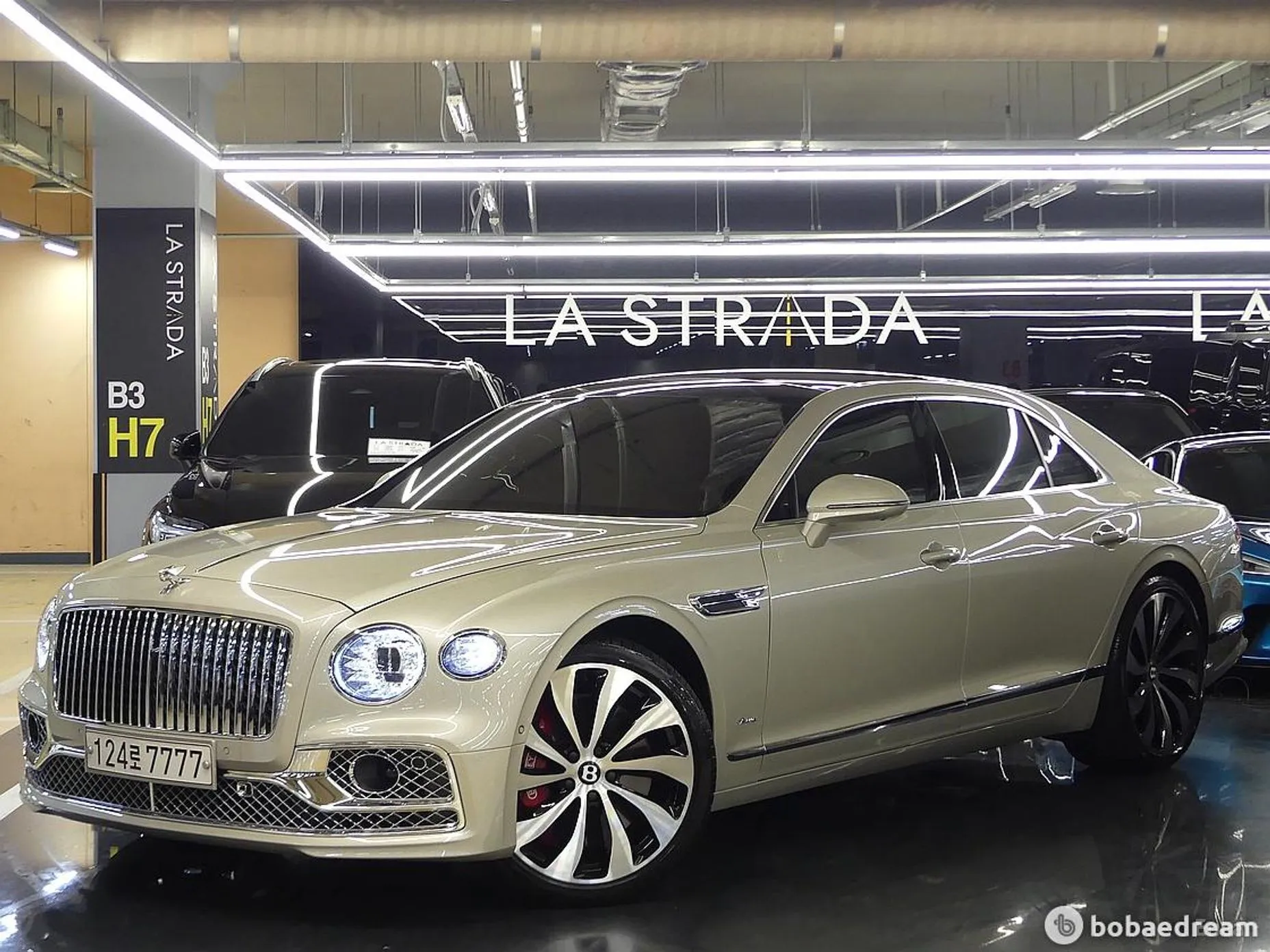 Bentley Flying Spur 3rd Generation превью 2