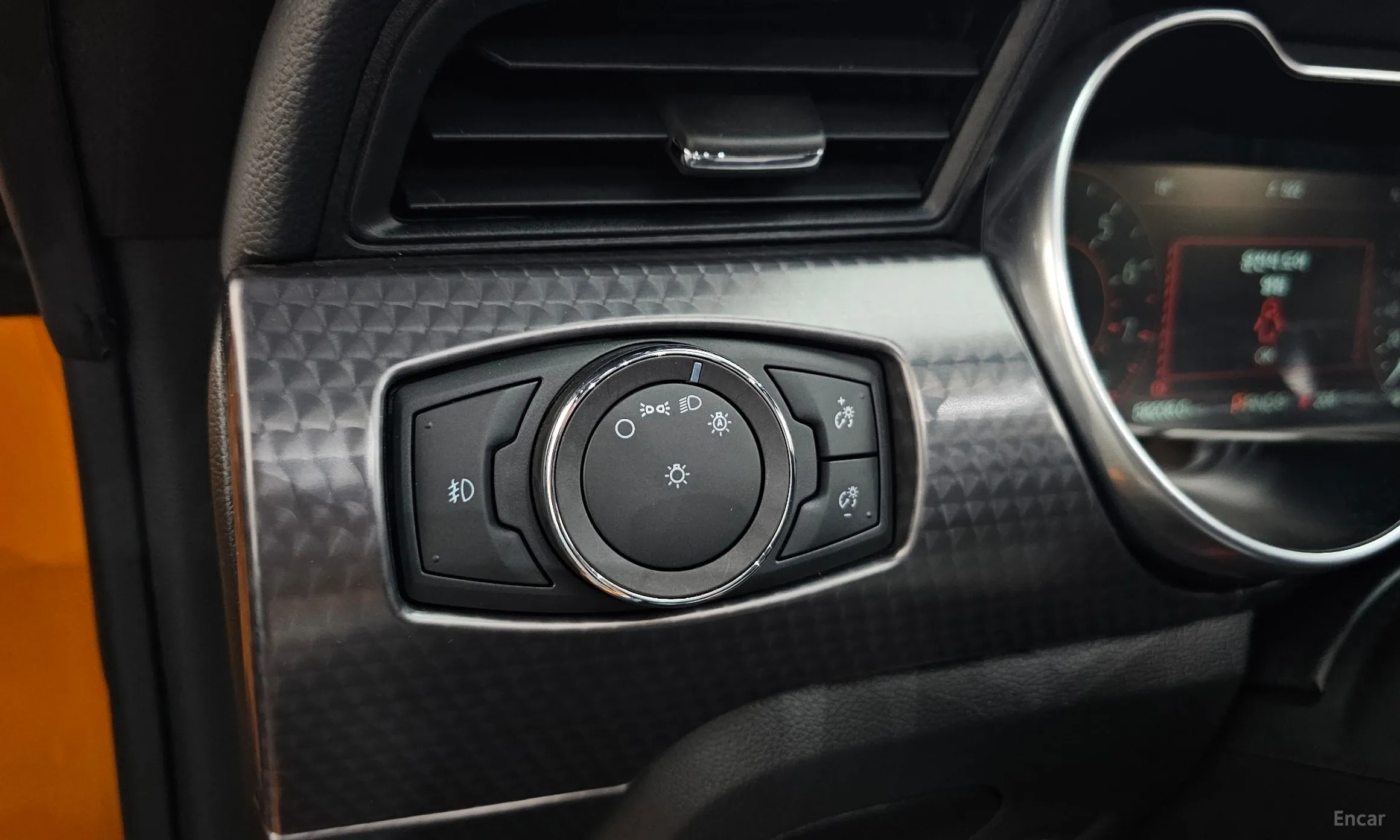 Ford Mustang превью 20