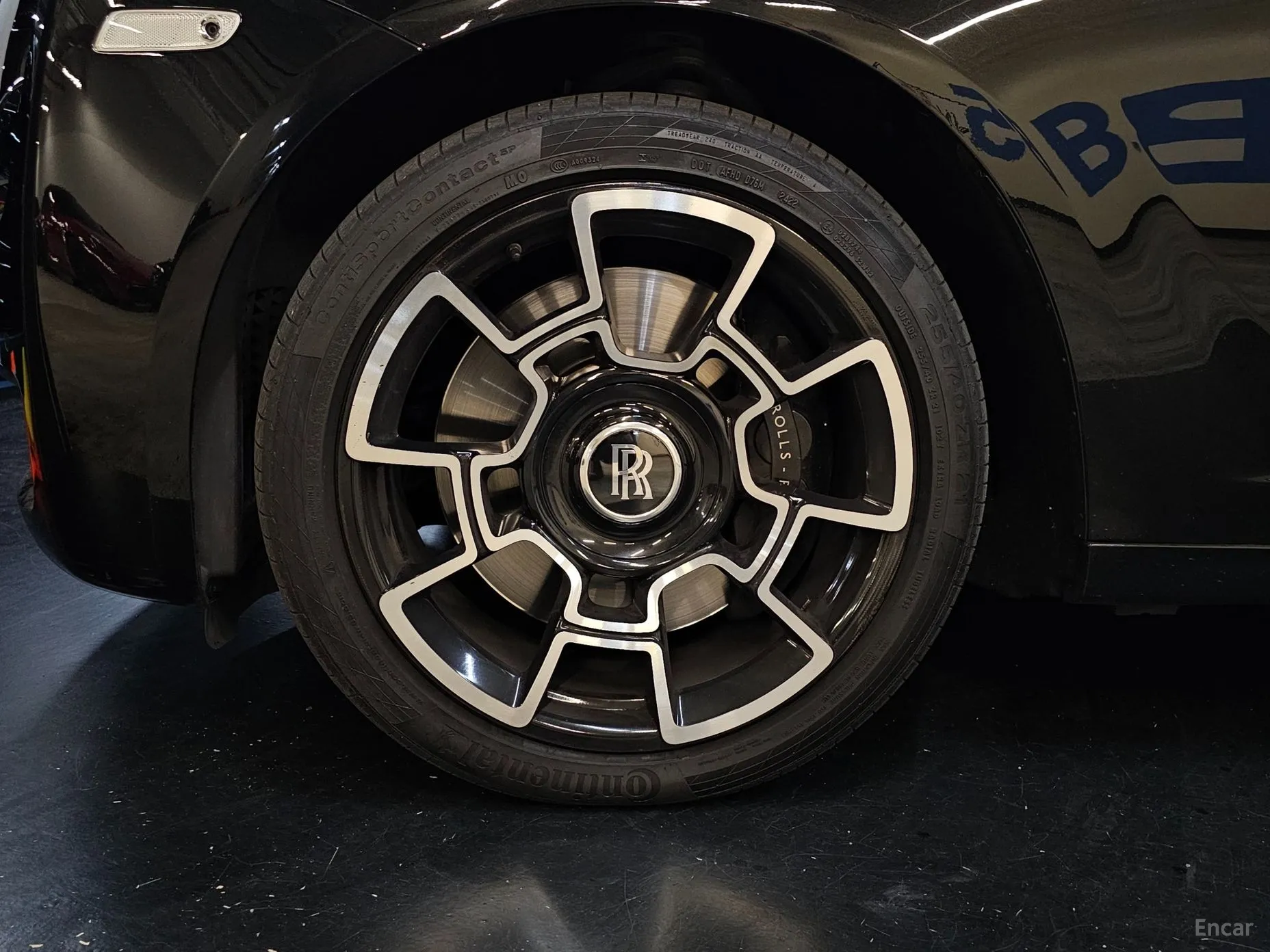 Rolls-Royce Ghost превью 6