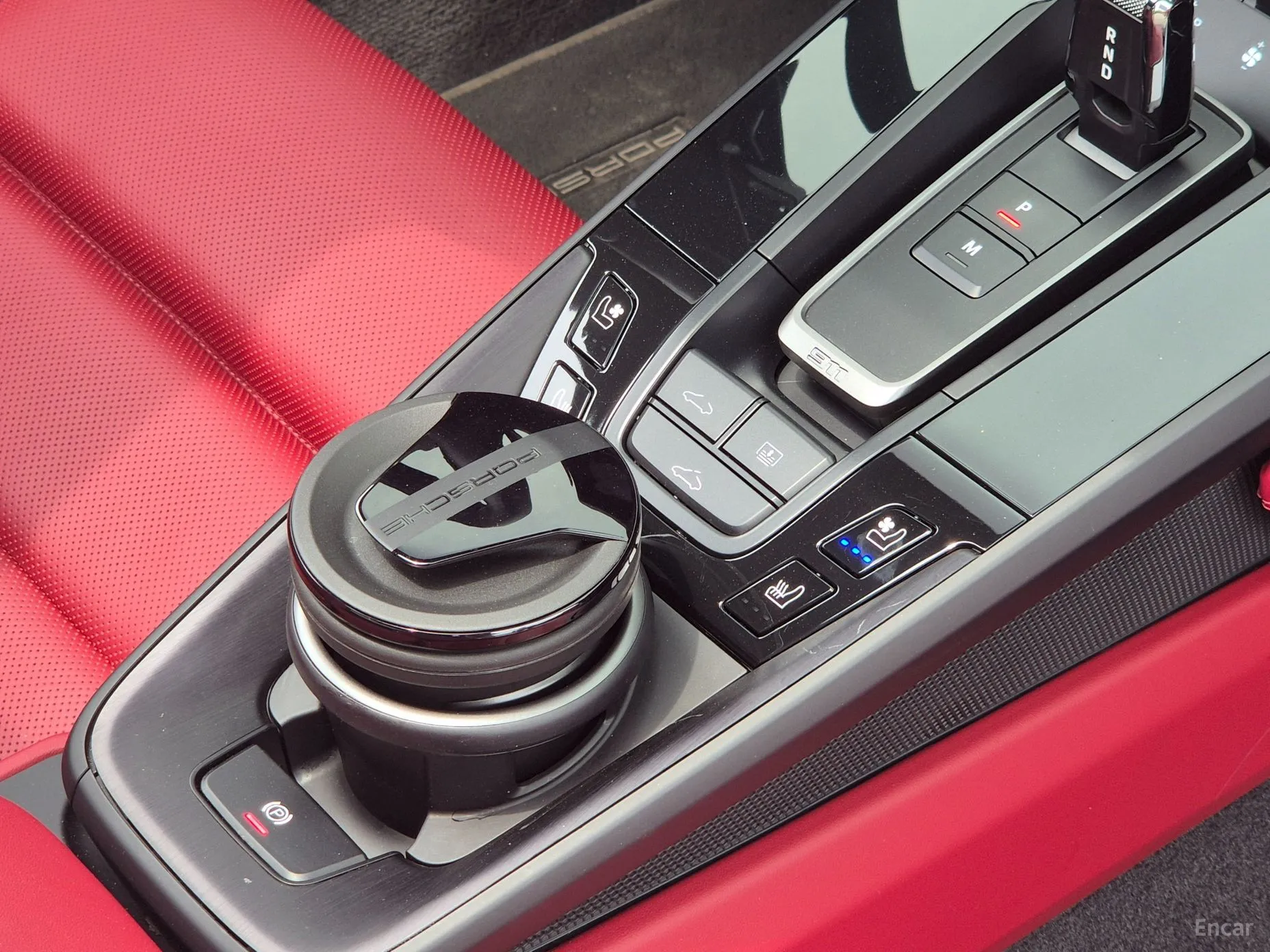 Porsche 911 (992) превью 13