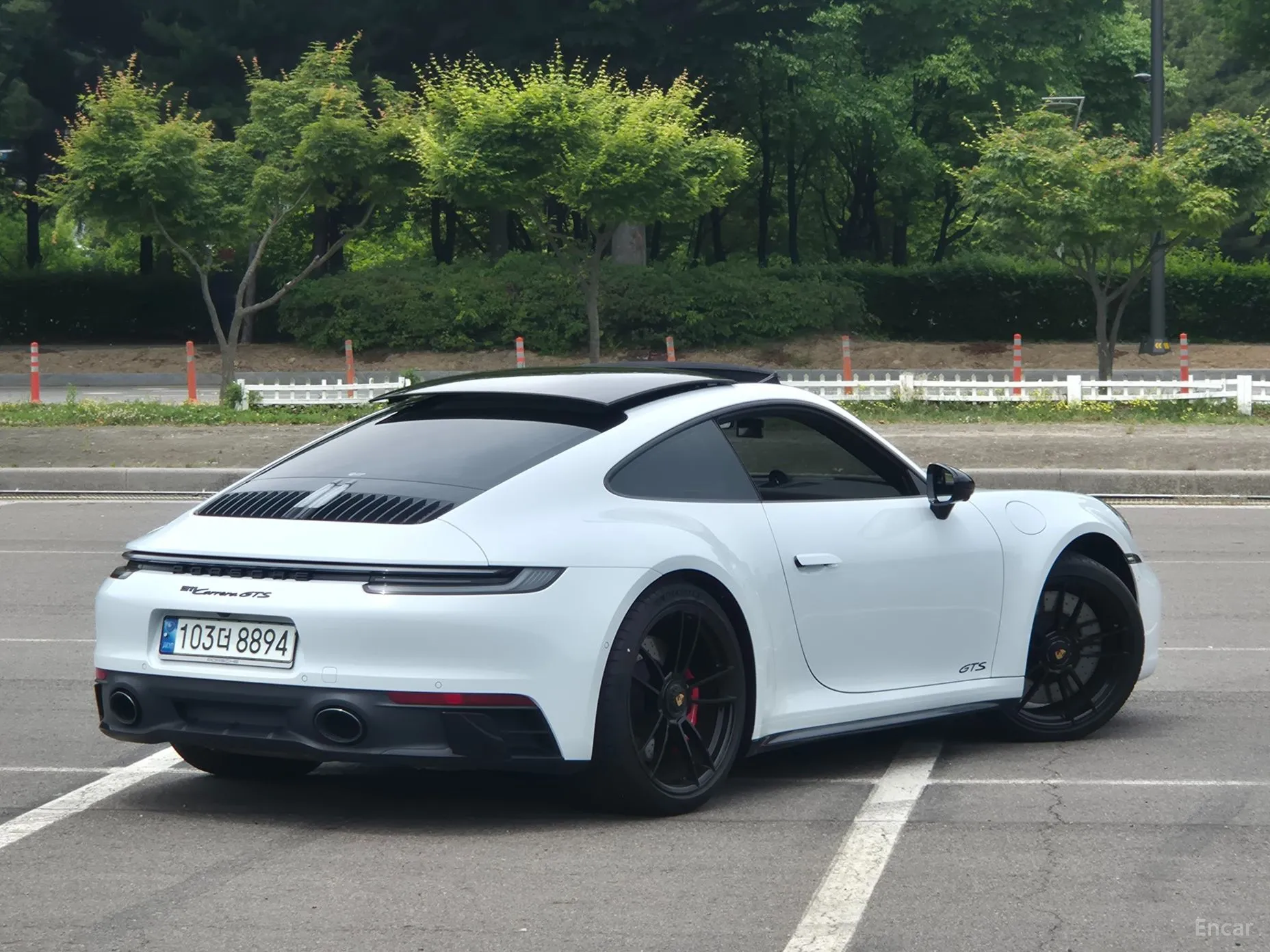Porsche 911 (992)