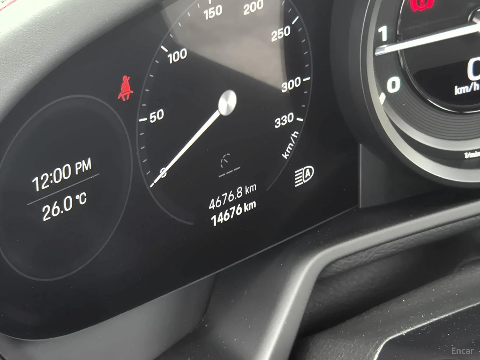 Porsche 911 (992) превью 8