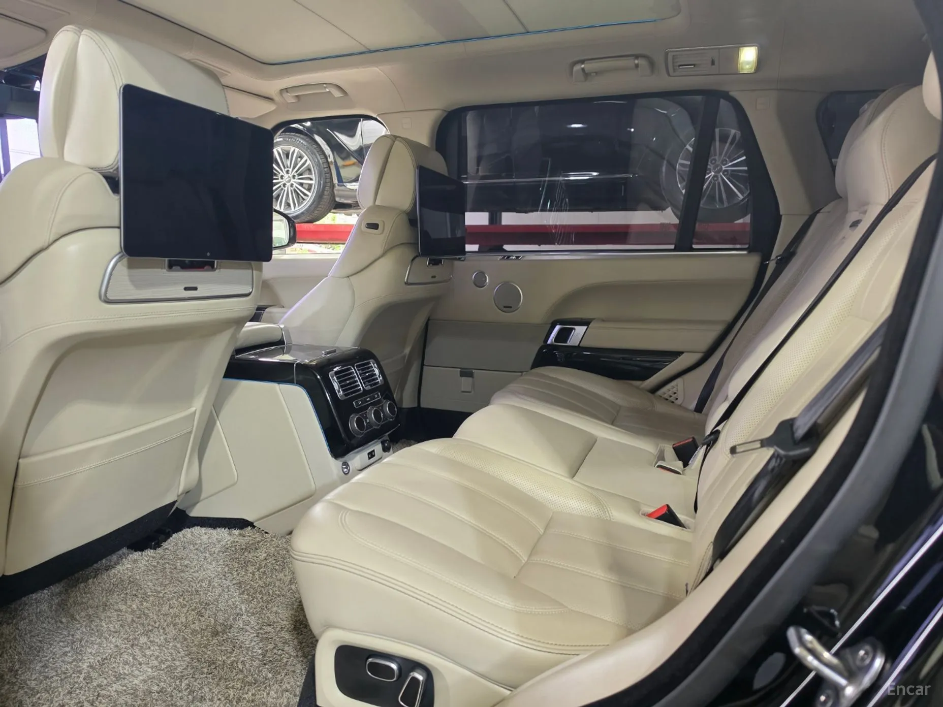 Land Rover Range Rover 4th Generation превью 6