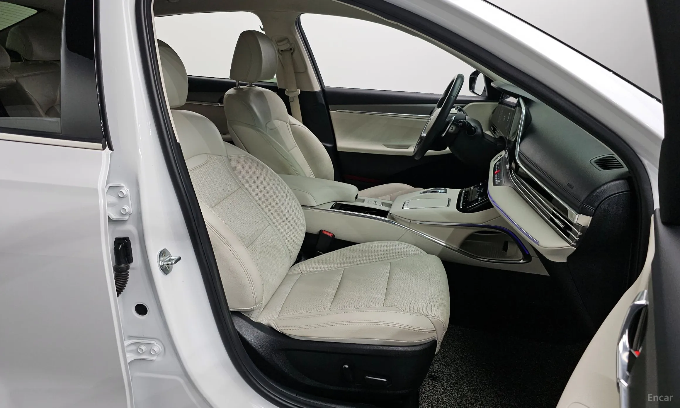 Hyundai Grandeur IG превью 12